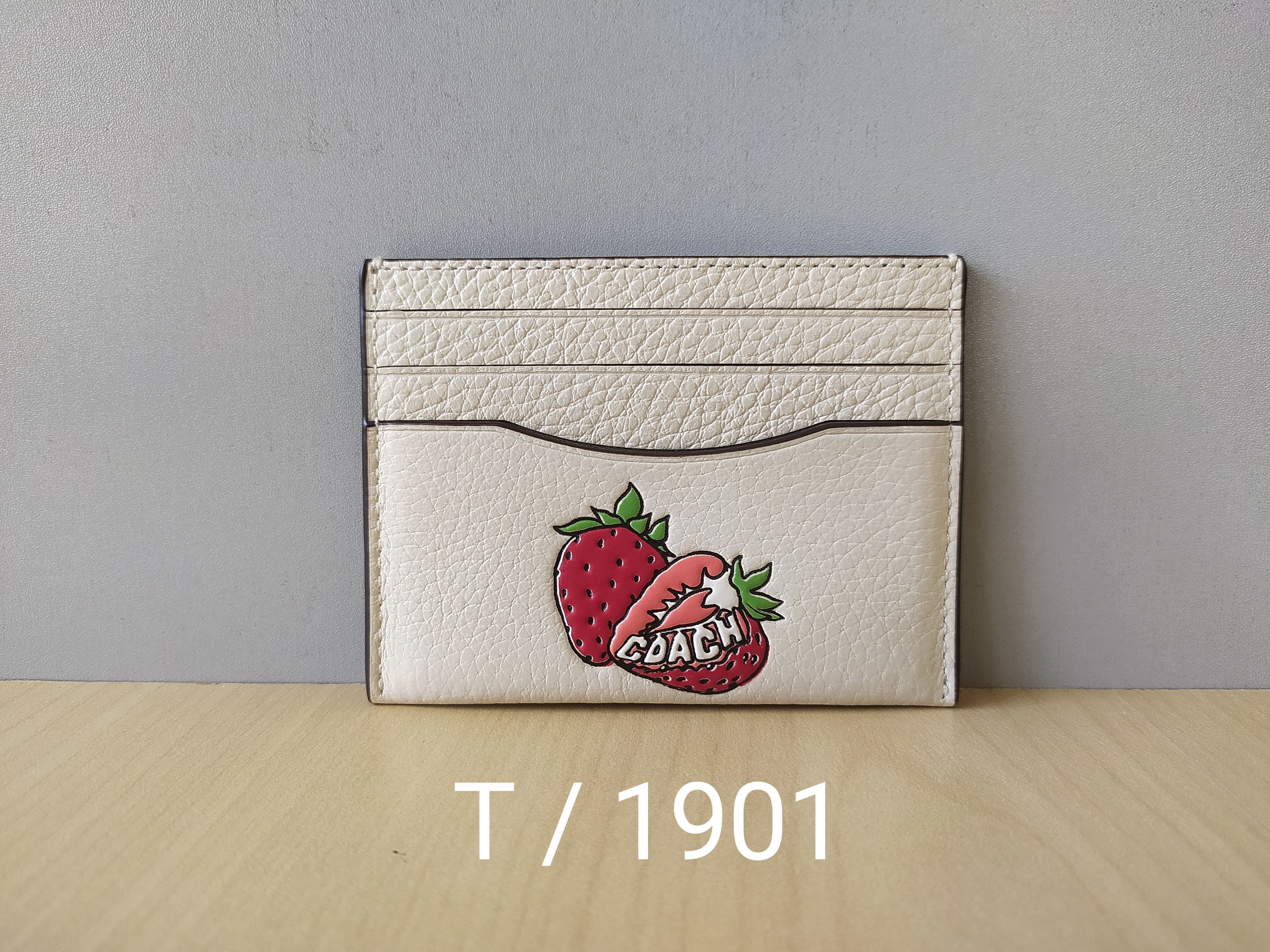 Coach Coach Leather Slim Credit Card case Free Shipping T/1901 Size ONE SIZE - 11 Thumbnail