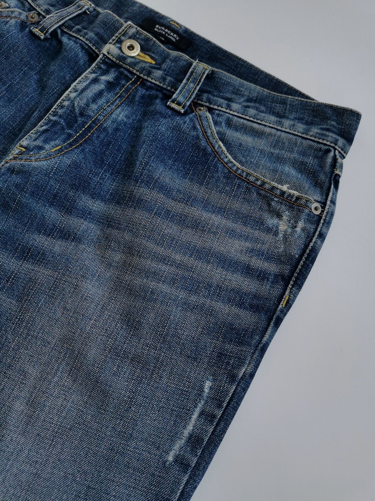 Burberry Bootcut Burberry Distressed Denim Jeans Size US 32 / EU 48 - 5 Thumbnail