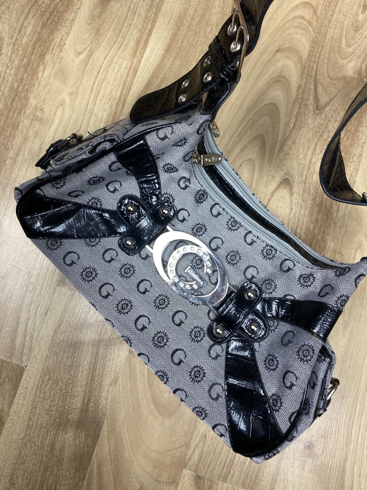 Guess Avant Garde Gamaya Monogram Bags Type Guess Style Y2K Size ONE SIZE - 2 Thumbnail