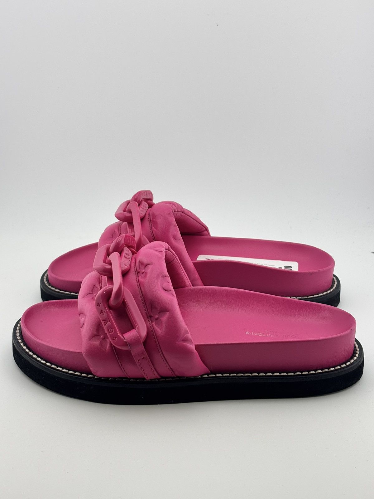 Louis Vuitton LOUIS VUITTON CALFSKIN EMBOSSED MONOGRAM SUNSET FLAT COMFORT Size US 6 / IT 36 - 3 Thumbnail