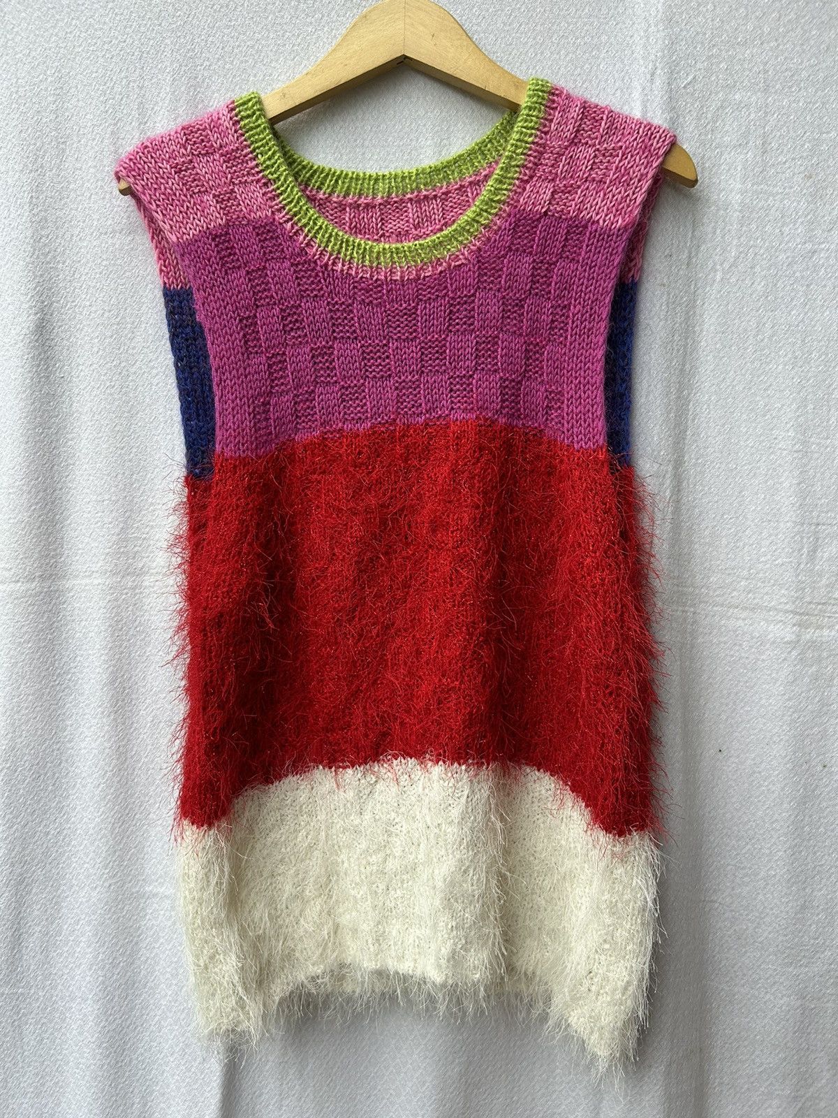 Japanese Brand Fuzzy mohair vest knitted styled issey Size US L / EU 52-54 / 3 - 1 Thumbnail