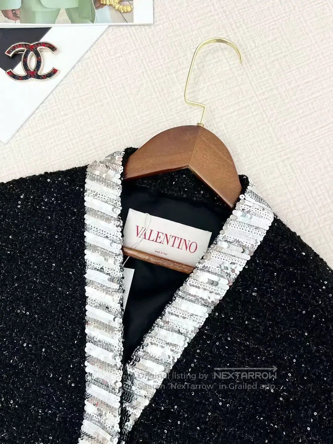 Valentino Valentino Black Sequined V. Size S / US 4 / IT 40 - 2 Thumbnail