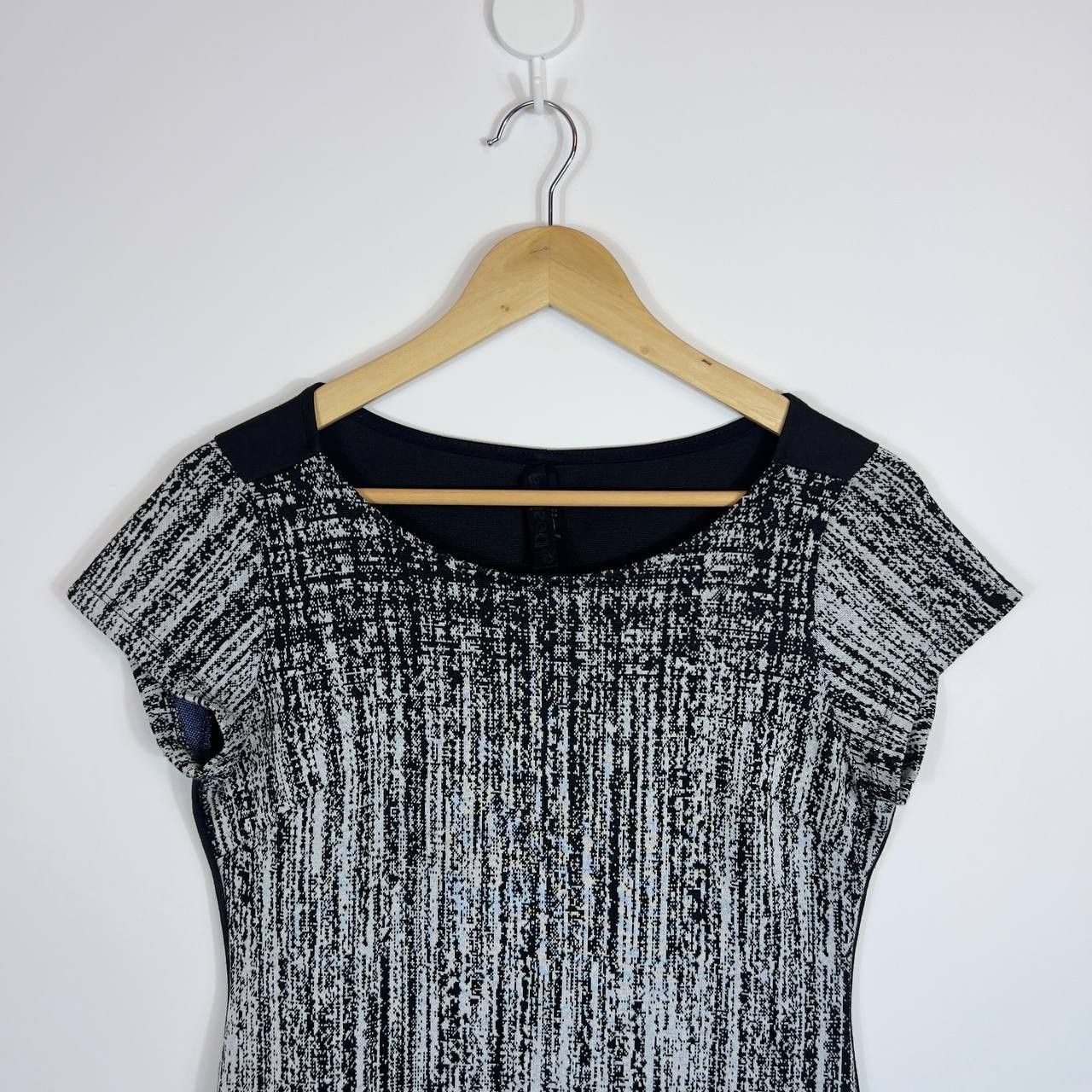 Desigual Desigual Dress Women’s Size M Short Sleeve Size M / US 6-8 / IT 42-44 - 2 Thumbnail