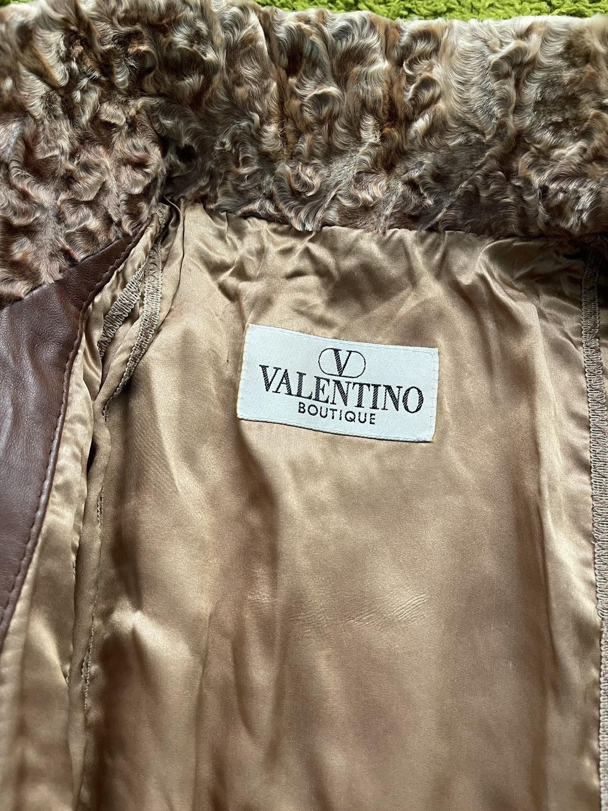 Valentino Valentino Boutique Persian lamb karakul real fur jacket Size S / US 4 / IT 40 - 14 Thumbnail