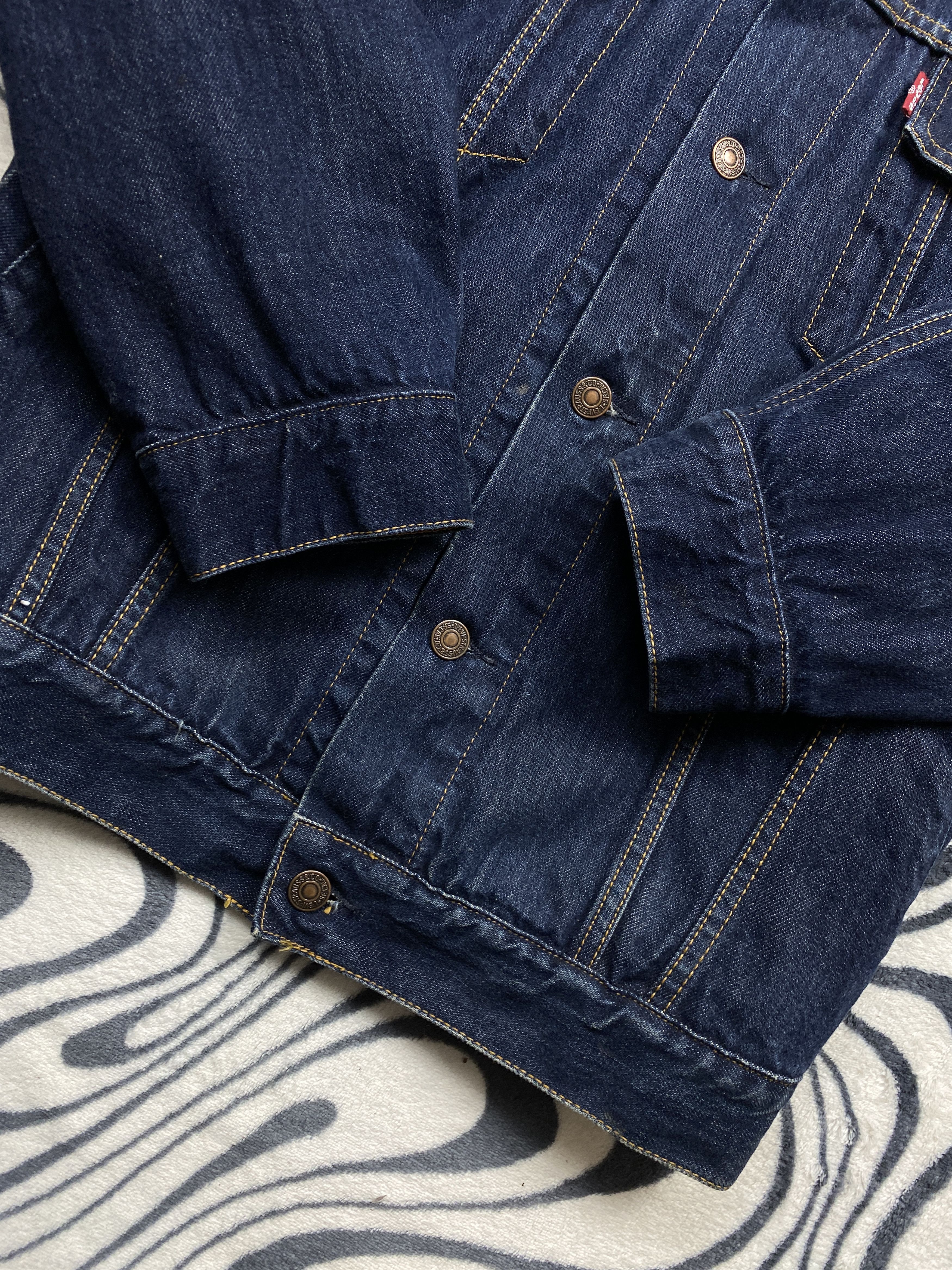 Levi's Levis Vintage Mens Denim Jacket Jeans Y2K Size US XL / EU 56 / 4 - 3 Thumbnail