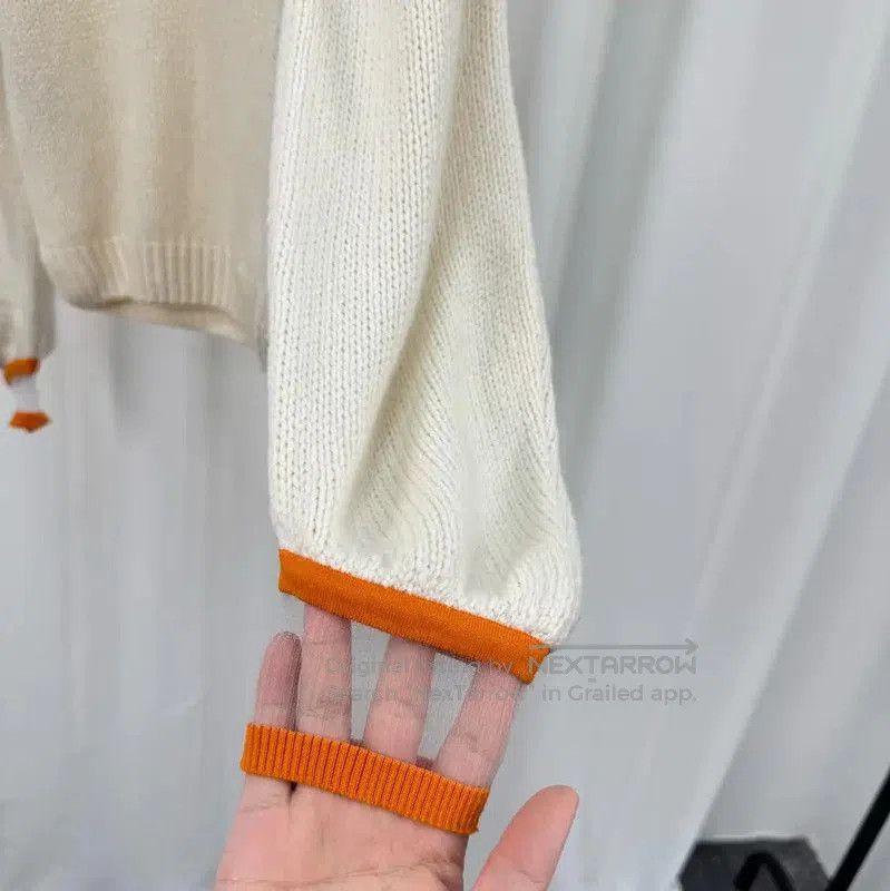 Fendi Fendi Cream Logo Knit Sweater for Women . Size L / US 10 / IT 46 - 4 Thumbnail