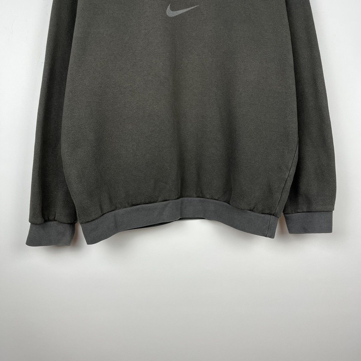 Nike Vintage Nike inc big logo y2k sweatshirt 90’s Size US M / EU 48-50 / 2 - 7 Thumbnail