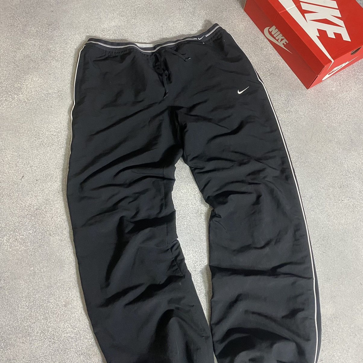 Nike Vintage Nike Track Pants XL Size US 34 / EU 50 - 2 Thumbnail