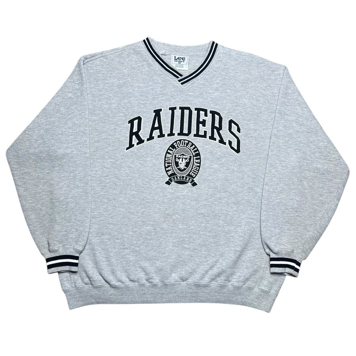 NFL 1990s NFL Oakland Raiders Lee Sport Embroidered Sweatshirt Size US L / EU 52-54 / 3 - 1 Thumbnail