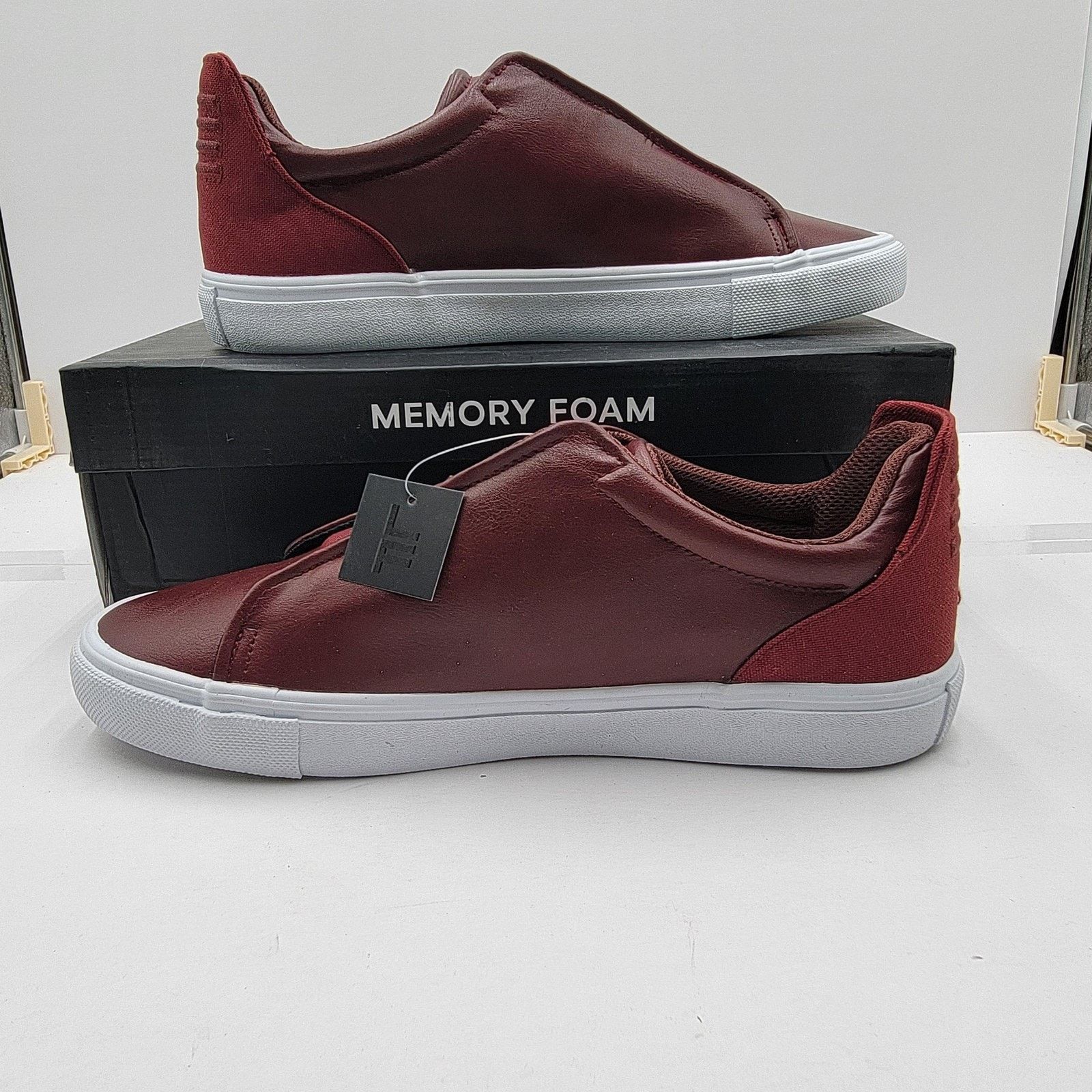 London Fog London Fog Mens Sz 11 Memory Foam Cabernet Francis Slip On Size US 11 / EU 44 - 2 Thumbnail
