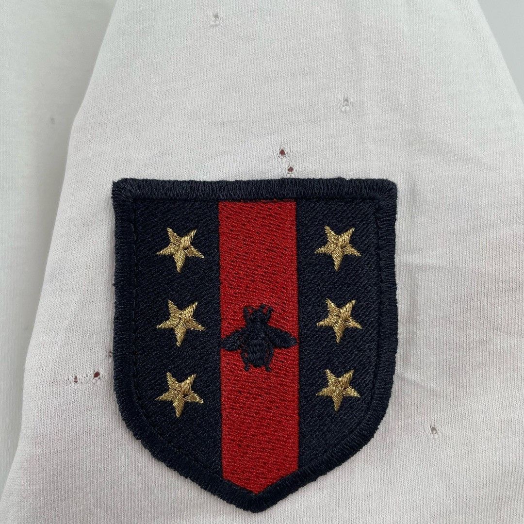 Gucci Gucci bee shield sleeve logo destroys short sleeves Nextarr Size US M / EU 48-50 / 2 - 4 Thumbnail