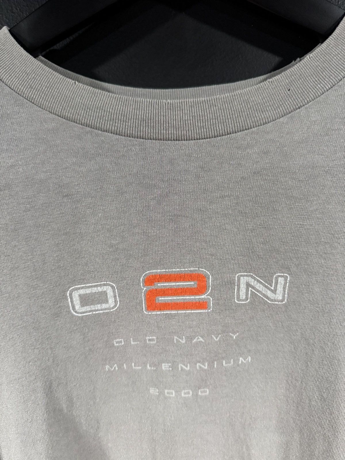 Old Navy 2000 Y2K Vintage Old Navy 02N Millennium Long Sleeve L Size US L / EU 52-54 / 3 - 5 Thumbnail