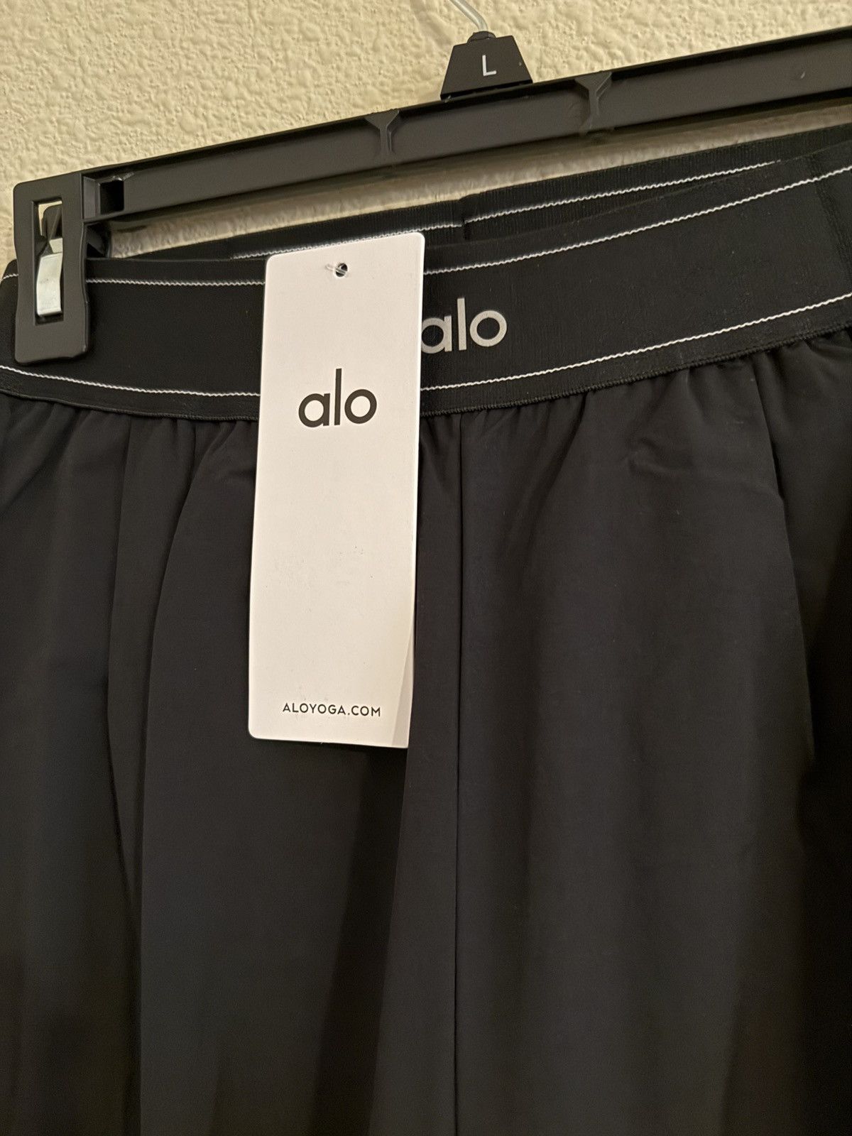 Alo Yoga Alo Yoga Trouser Regular Pants Women’s Small Black Size 27" / US 4 / IT 40 - 4 Thumbnail