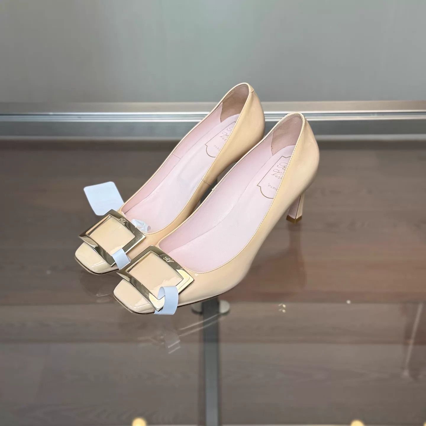 Roger Vivier Roger Vivier Patent Leather Square Buckle Pumps 37 99 Size US 6.5 / IT 36.5 - 1 Thumbnail
