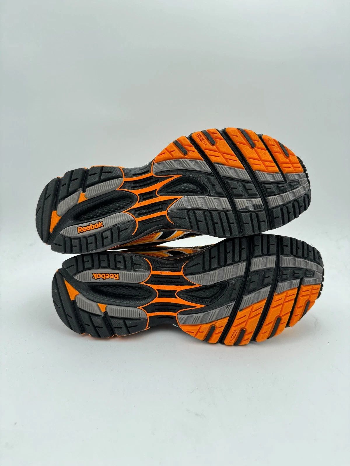 Reebok × Vetements Vetements Reebok Spike Runner 200 Orange Black Size US 10 / EU 43 - 7 Thumbnail