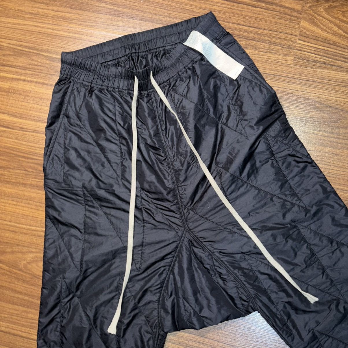 Rick Owens Drkshdw Rick Owens DRKSHDW Quilted Drawstring Track Pants Size US 30 / EU 46 - 2 Thumbnail
