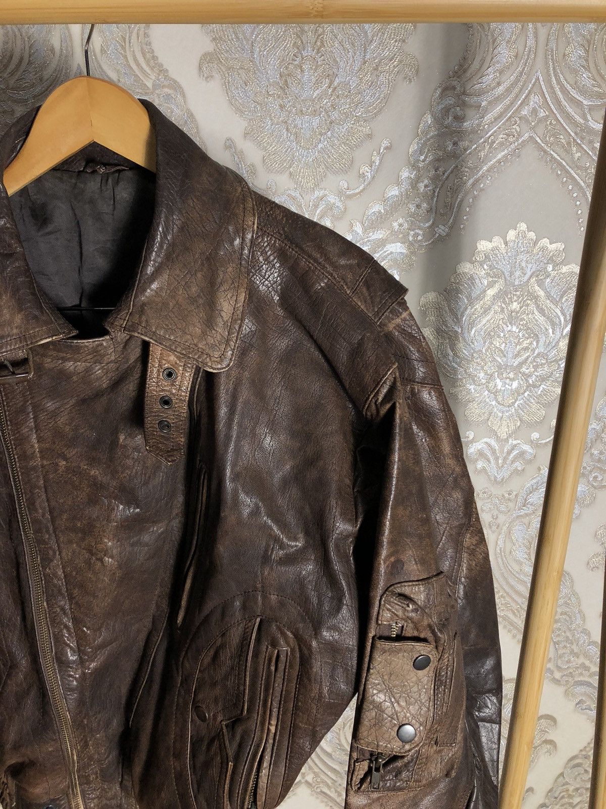 Genuine Leather VINTAGE GENUINE LEATHER BOMBER JACKET MOTORCYCLE RETRO 90s Size US M / EU 48-50 / 2 - 3 Thumbnail