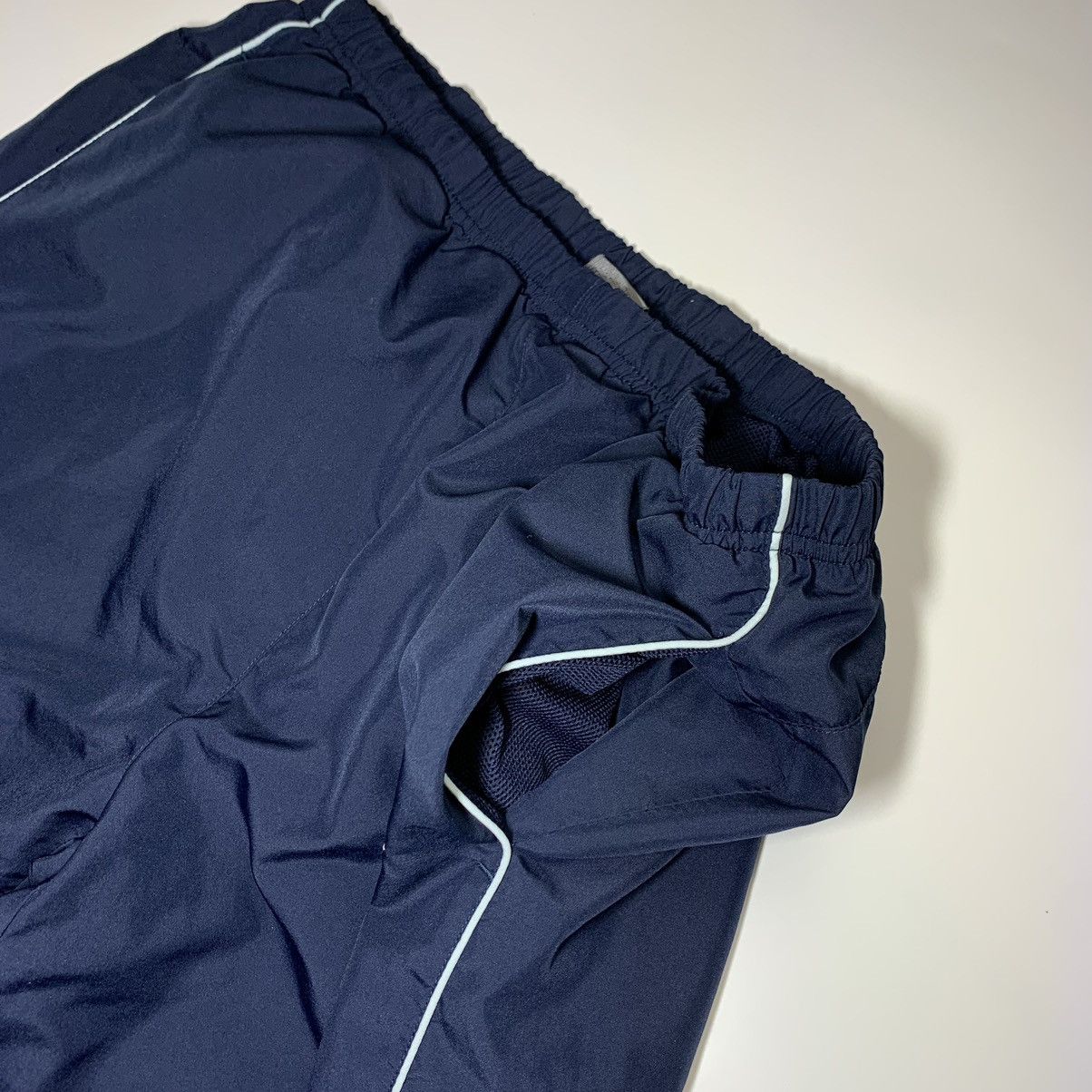 Other Vintage Nike Nylon Baggy Y2k Drill Joggers Pants M Size Size US 32 / EU 48 - 4 Thumbnail
