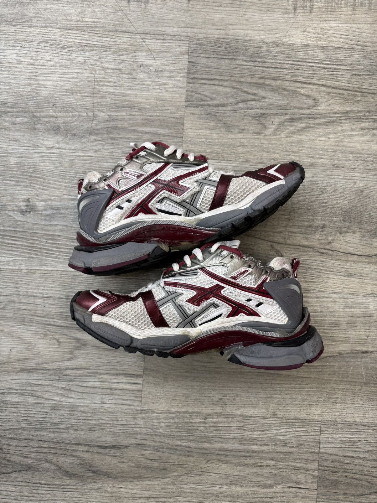 Balenciaga Balenciaga Runner - Red/White/Grey Size US 8 / EU 41 - 2 Thumbnail
