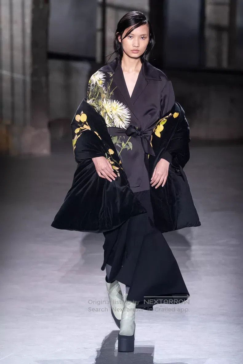 Dries Van Noten Dries Van Noten Velvet Shawl Size ONE SIZE - 3 Thumbnail