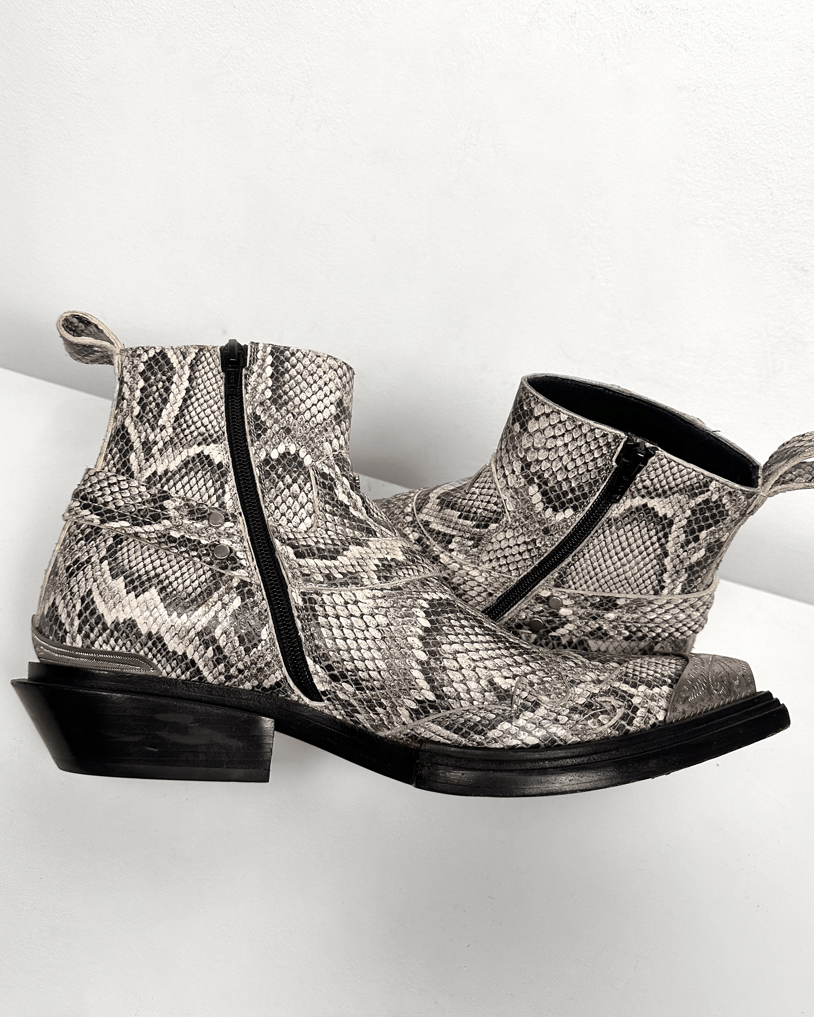 Balenciaga Balenciaga Santiag Snakeskin Metal Toe Harness Cowboy Boots Size US 10 / EU 43 - 7 Thumbnail