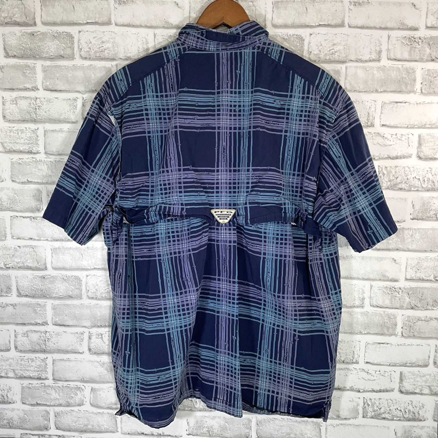 Vintage Columbia PFG Short Sleeve Button-Down Hiking Shirt Mens L Blue Size US L / EU 52-54 / 3 - 5 Thumbnail