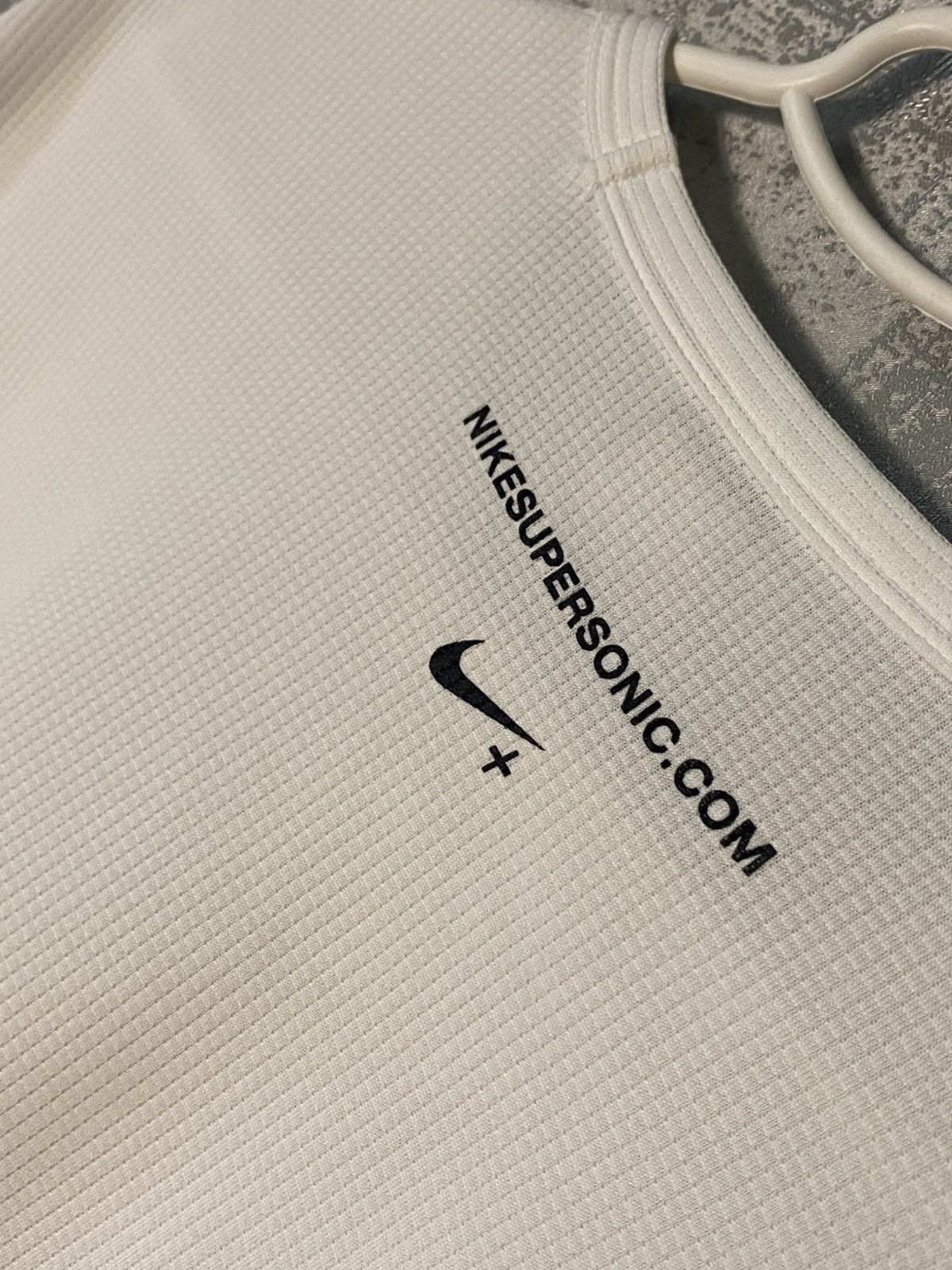 Nike Vintage Nike Supersonic Long Sleeve T-shirt Centr Logo Size US XL / EU 56 / 4 - 8 Thumbnail