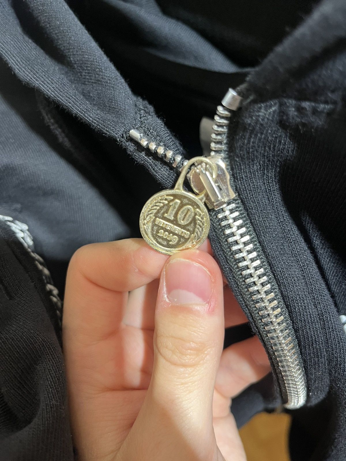 Vetements Vetements 2019 10 Years Zip Up Size US XL / EU 56 / 4 - 8 Thumbnail