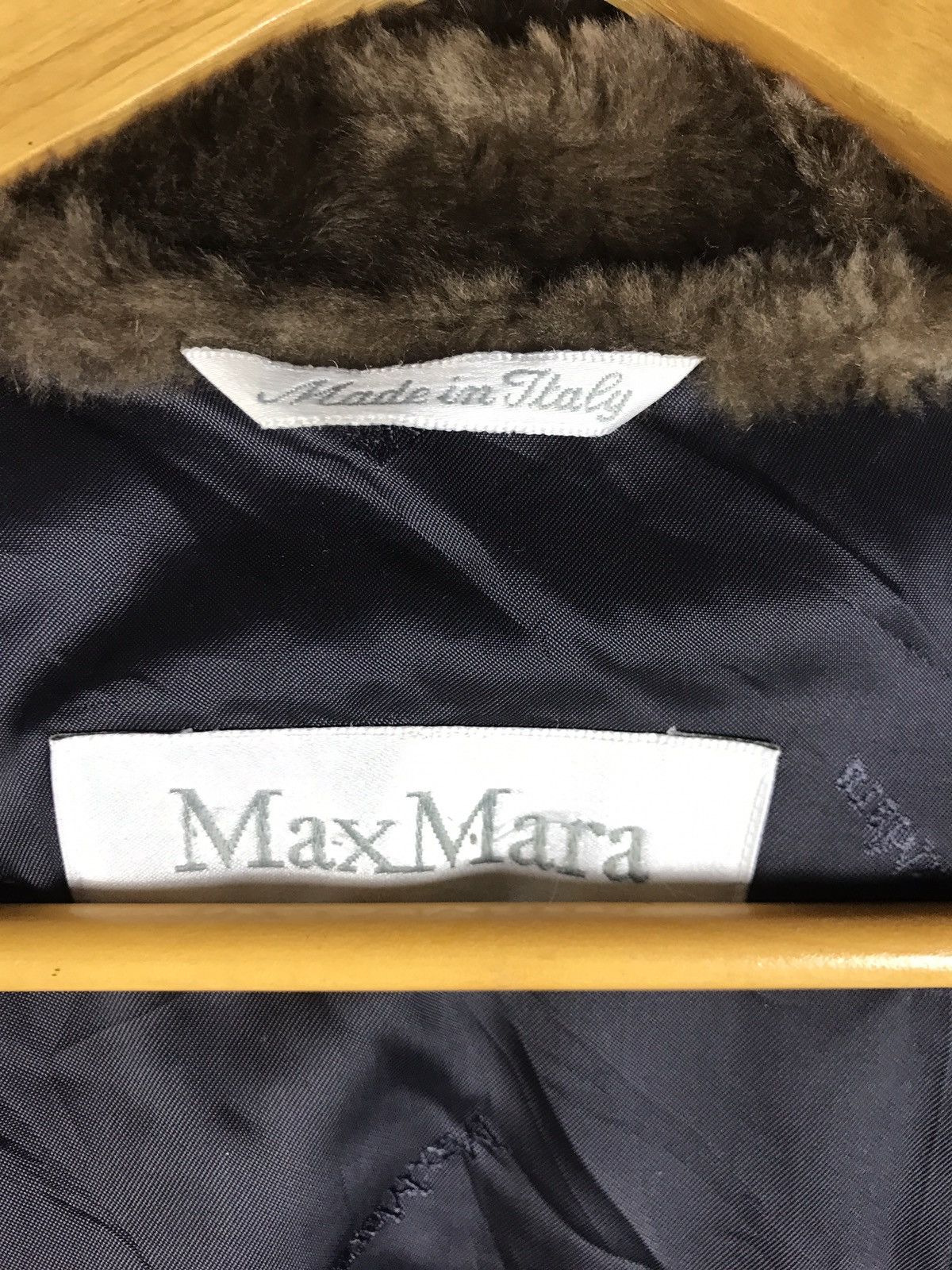 Max Mara 🔥Rare🔥Vintage Max Mara Wool & Cashmere Fur Hooded Coat Size M / US 6-8 / IT 42-44 - 8 Thumbnail
