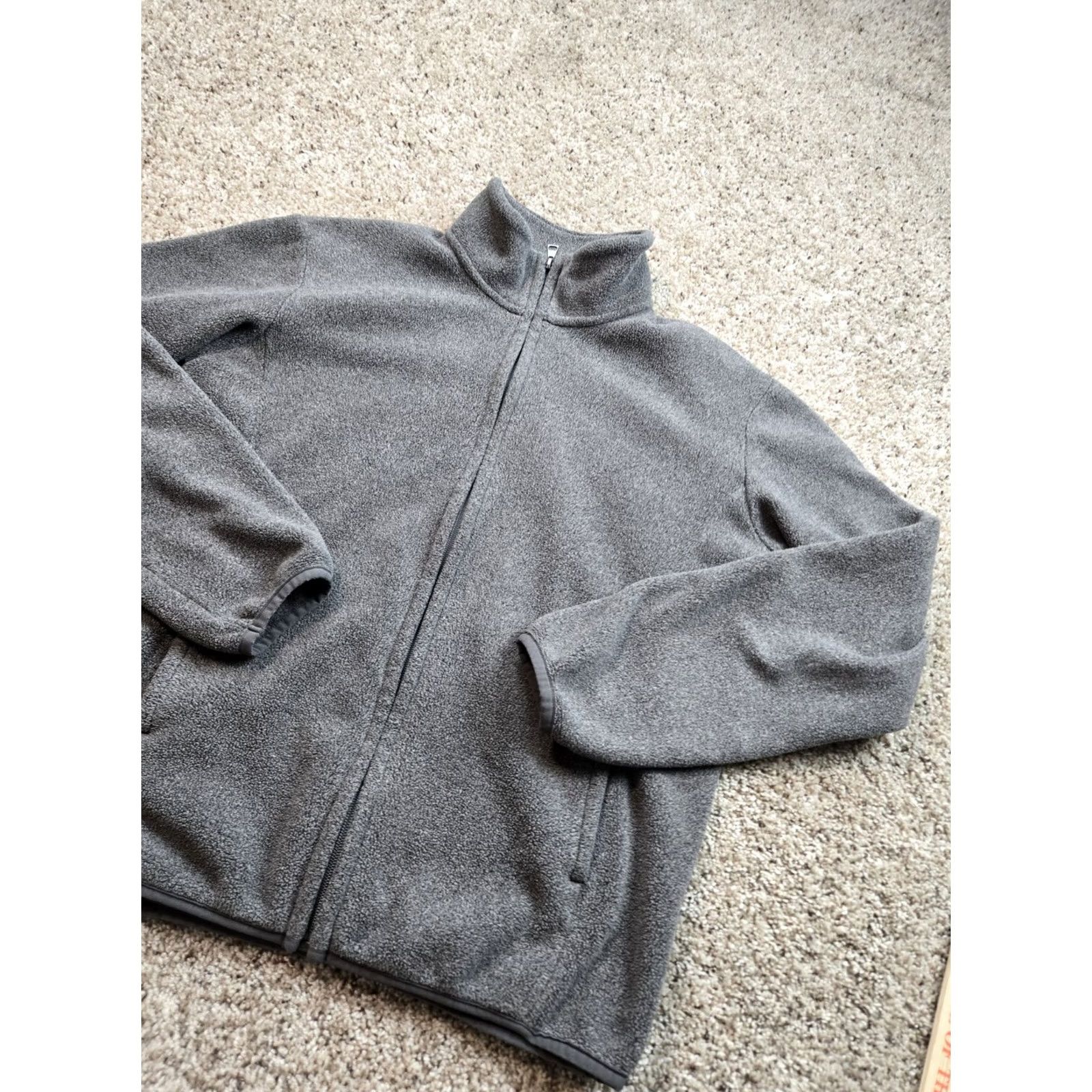 Uniqlo Uniqlo Fleece Jacket Small Mens Gray Full Zip Mock Neck Pockets Outdoor Shirt/Sweatshirt (Jacket) Size US S / EU 44-46 / 1 - 2 Thumbnail