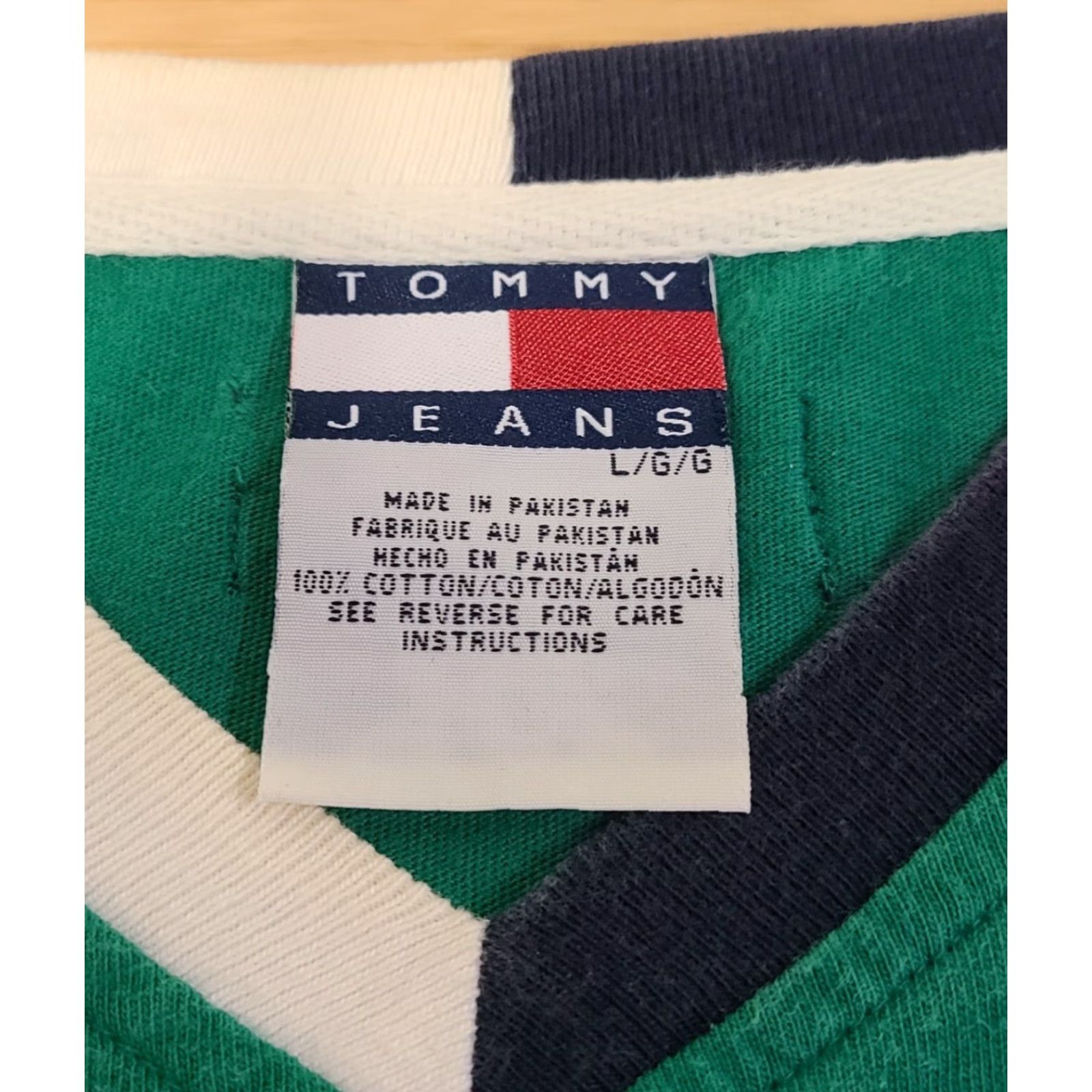 Tommy Hilfiger VINTAGE Tommy Jeans V-Neck T-Shirt Men Large Green Short Sleeve Size US L / EU 52-54 / 3 - 3 Thumbnail