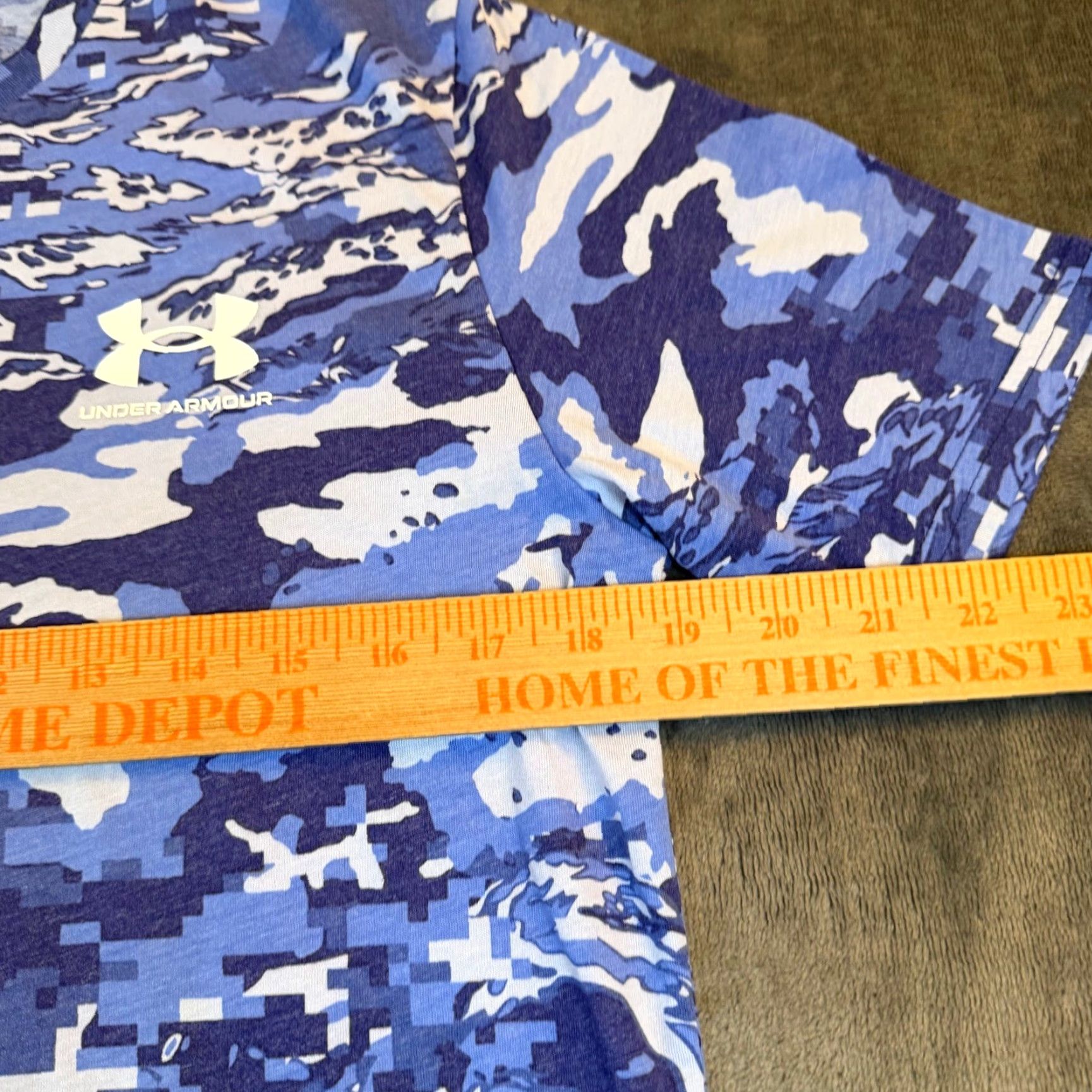 Under Armour Under Armour Mens Small Blue Digital Camo Tiger Stripe Loose Fit T-Shirt SM Size US S / EU 44-46 / 1 - 7 Thumbnail