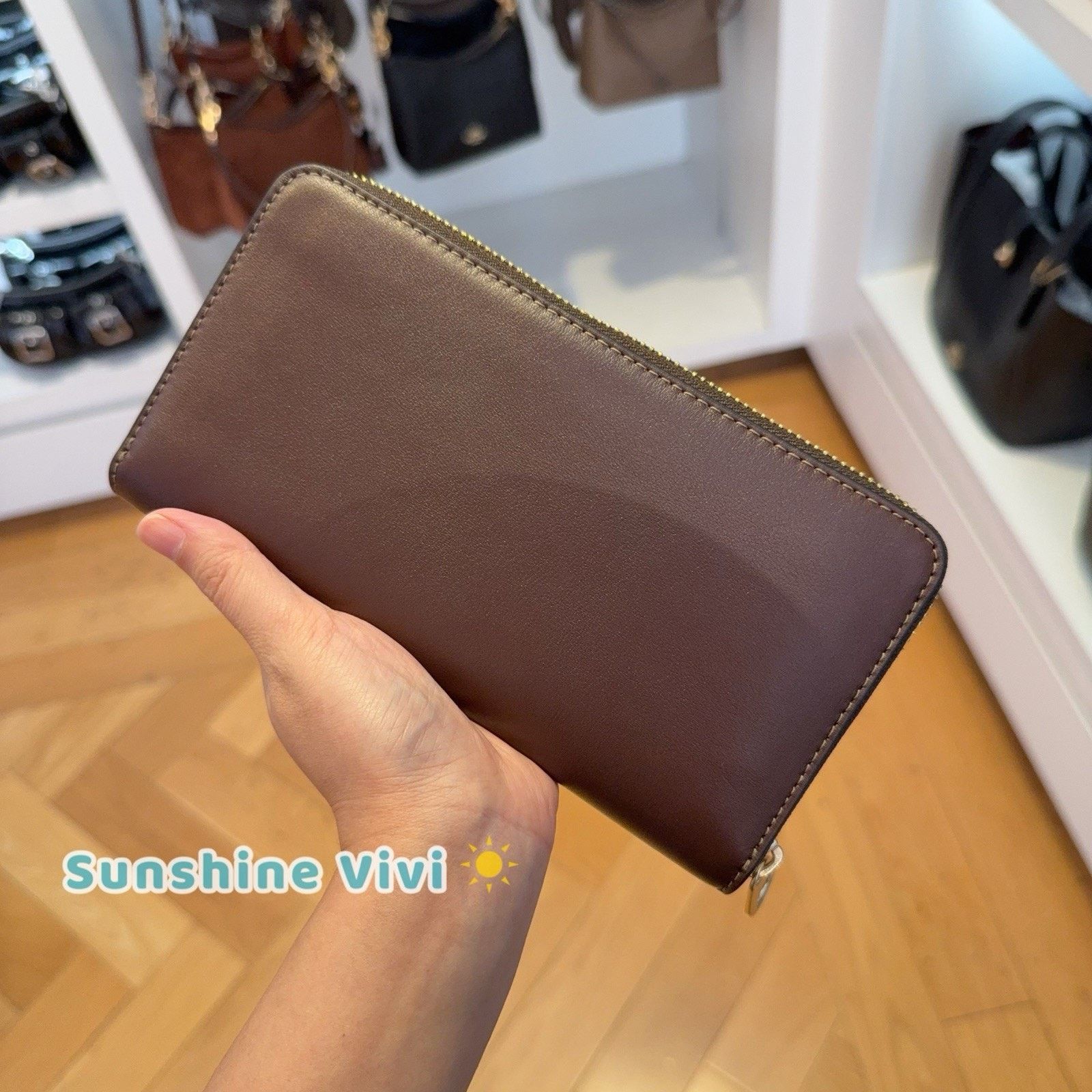 Coach NWT Coach Long Zip Around Phone Wallet CR623 Gold/Maple Size ONE SIZE - 3 Thumbnail