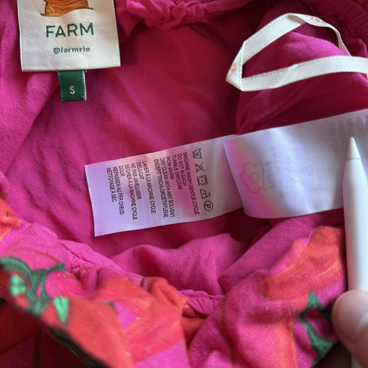 Farm Rio FARM Rio Pink & Red Chili Peppers Paperbag Mini Skirt Size 26" / US 2 / IT 38 - 7 Thumbnail