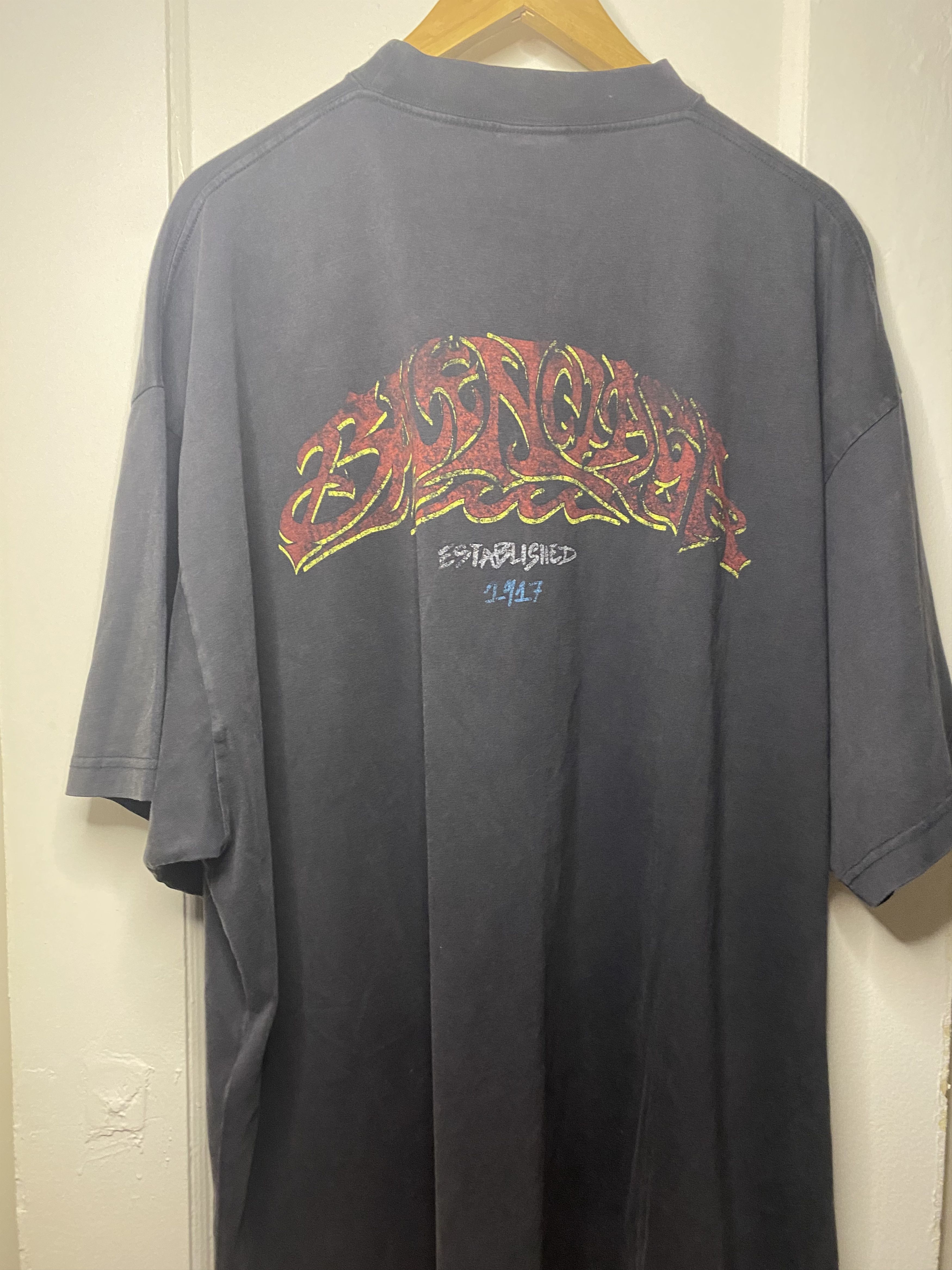 Balenciaga Offshore Short Sleeve Size US XL / EU 56 / 4 - 5 Thumbnail