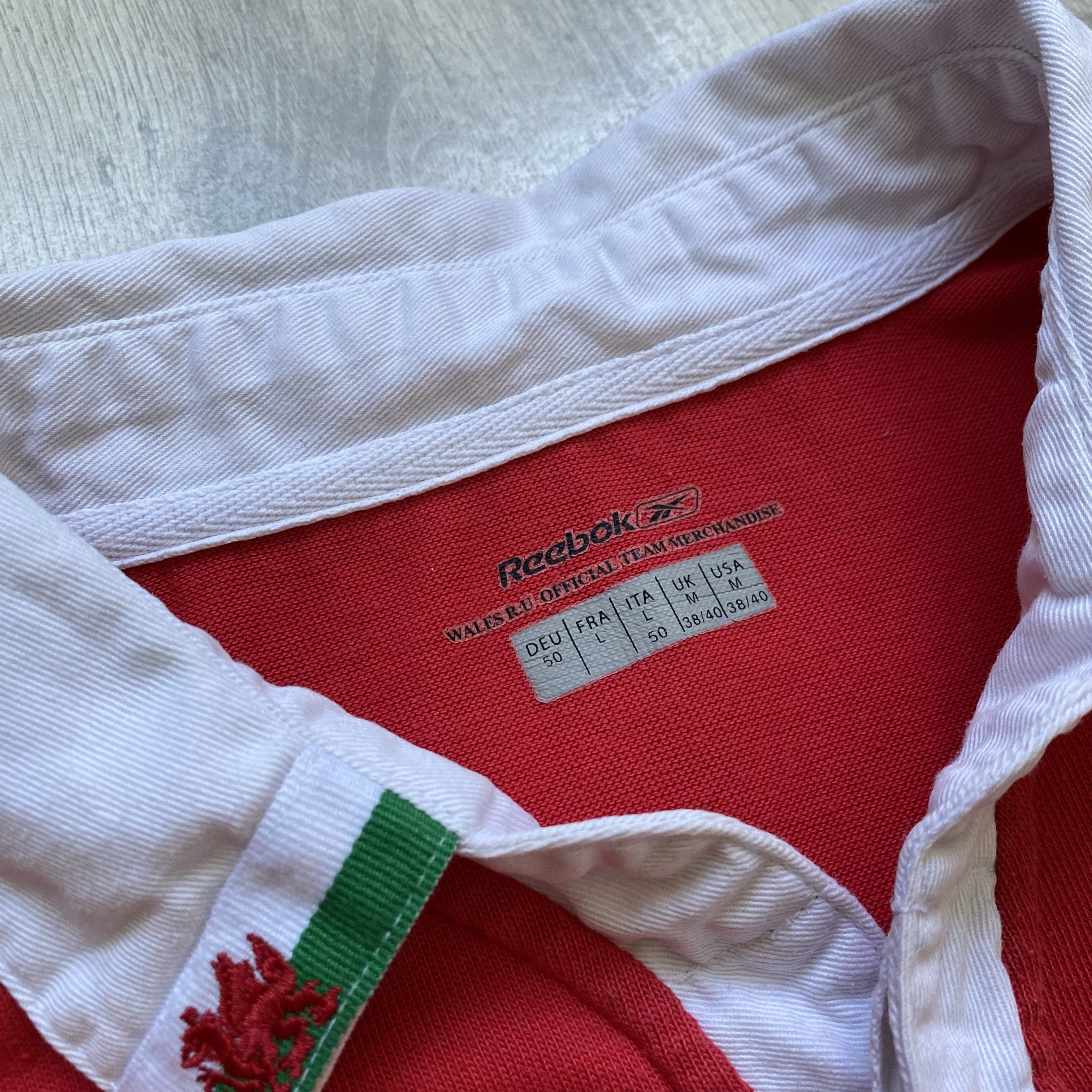Reebok 🏉 Vintage 99s Reebok WRU Wales Rugby jersey Polo shirt Size US M / EU 48-50 / 2 - 4 Thumbnail