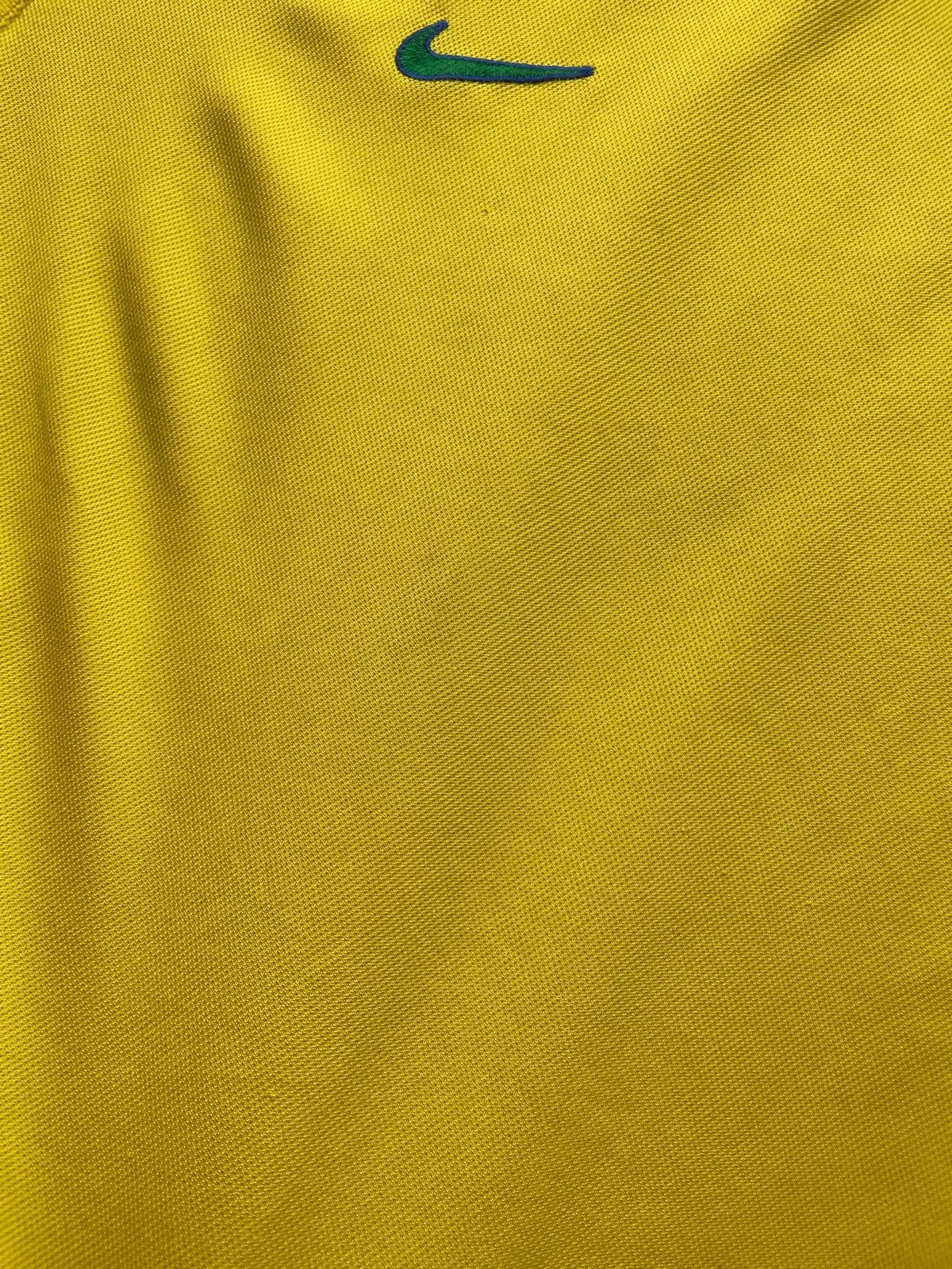 Nike × Vintage Vintage Nike Brazil soccer jersey size S logo rare Brasil Size US S / EU 44-46 / 1 - 3 Thumbnail