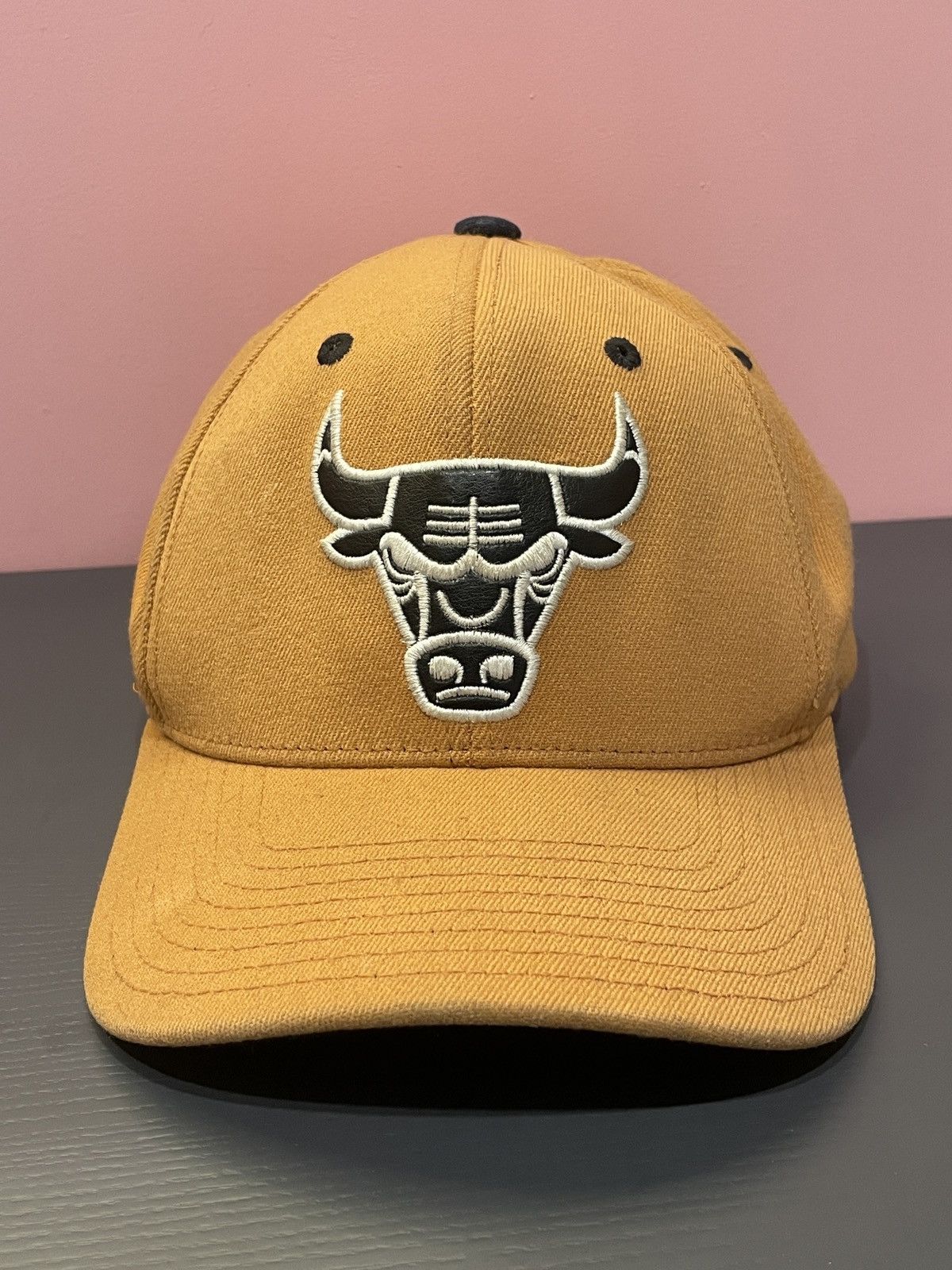 NBA × Vintage Chicago Bulls «Mitchell & Ness» Vintage Cap Size ONE SIZE - 3 Thumbnail