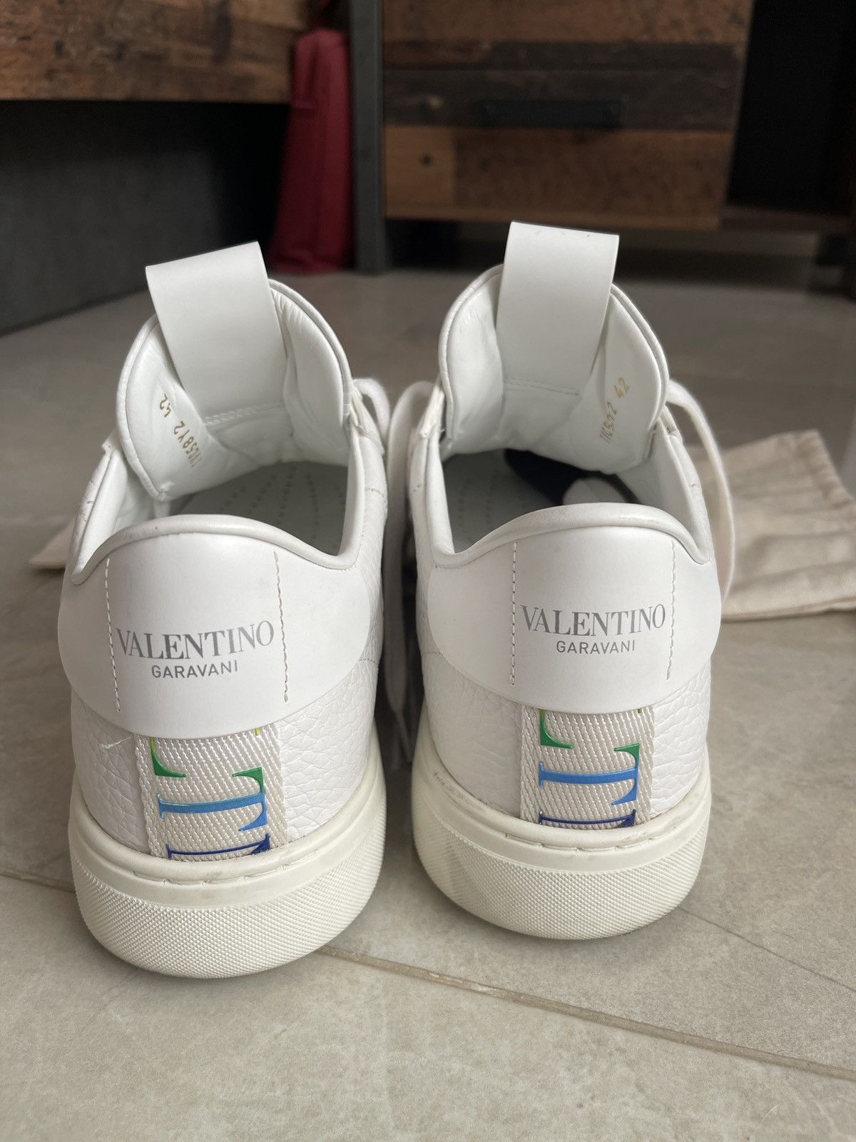 Valentino Valentino Sneakers — Worn Once 🔥 Size US 9 / EU 42 - 7 Thumbnail