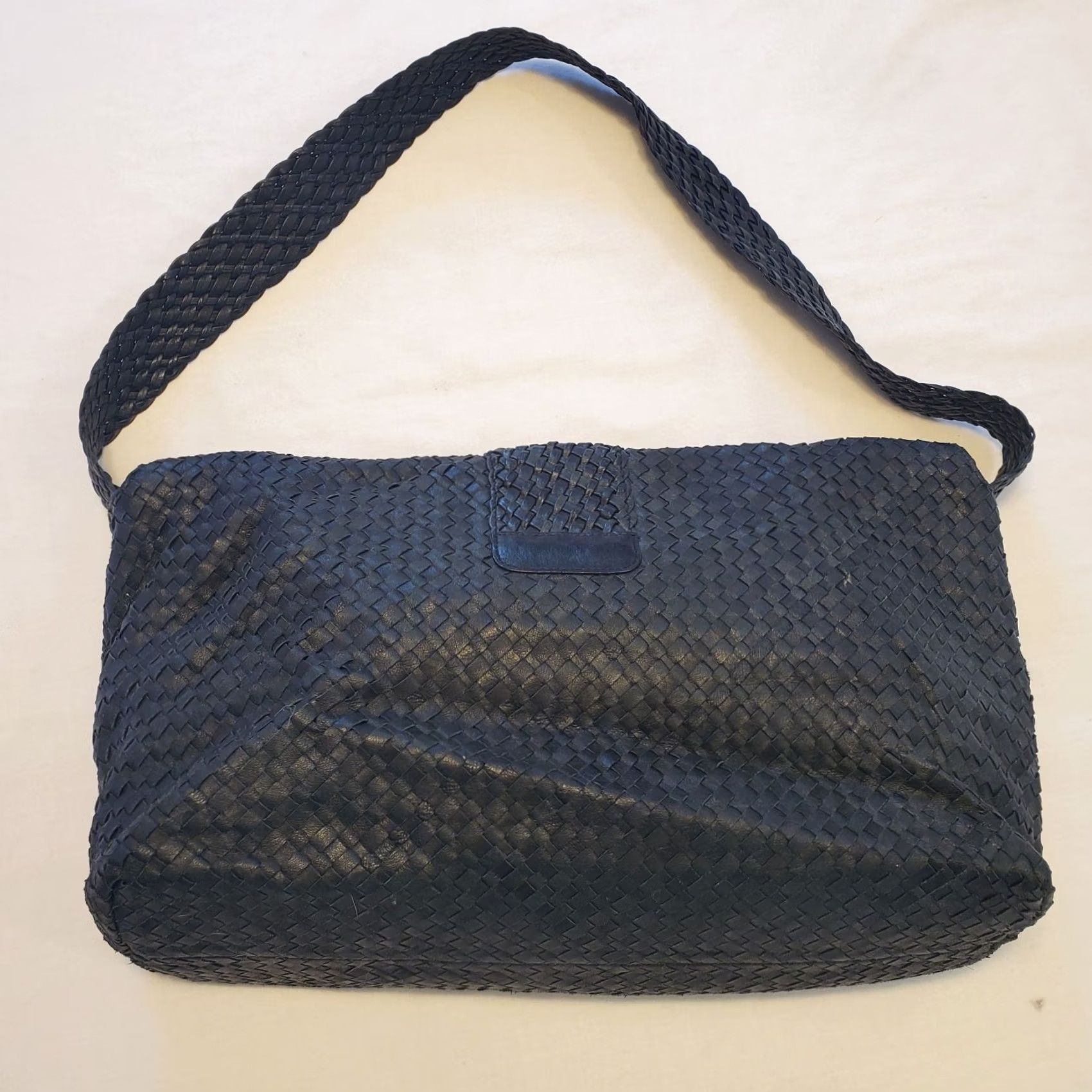 Vintage Elliott Lucca Black Leather Braided Slouch Shoulder Bag Bronze Bubble Hardware Ladies Medium Bag Size ONE SIZE - 4 Thumbnail
