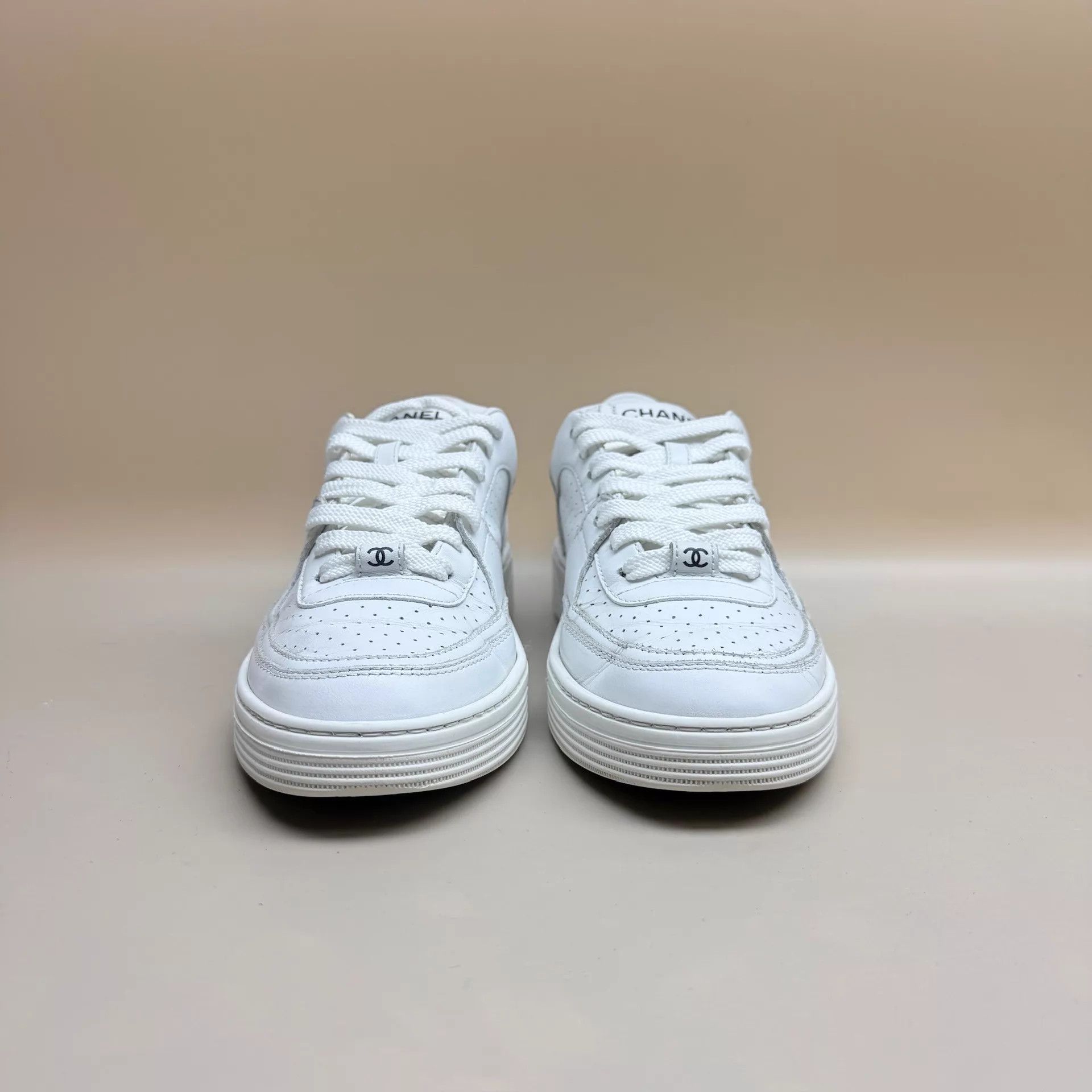 Chanel CHANEL CC Logo White Casual Sneakers 36 95 New Size US 5.5 / IT 35.5 - 2 Thumbnail