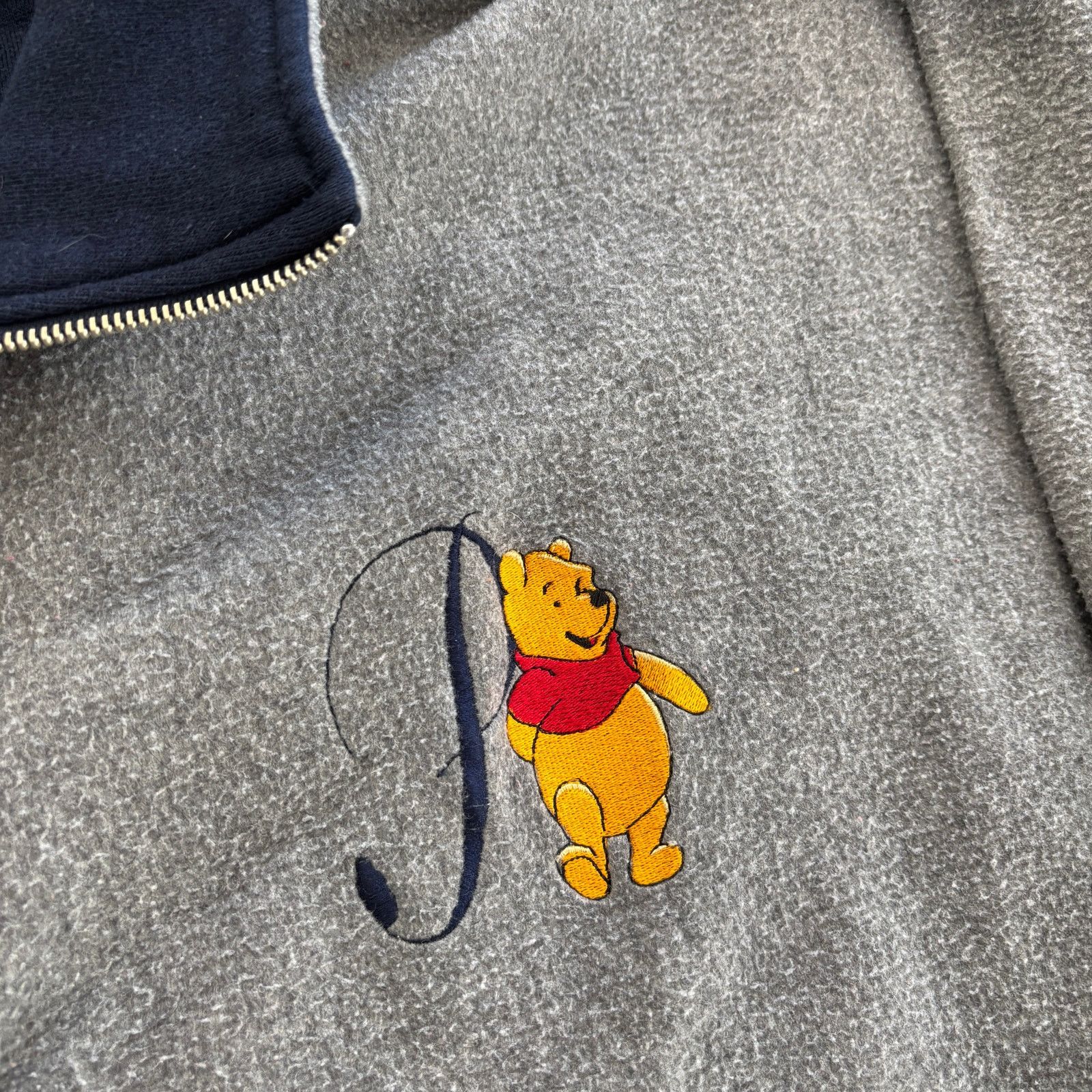 Vintage Vintage Winnie The Pooh Gray Fleece Quarterzip Sweatshirt Size US XL / EU 56 / 4 - 3 Thumbnail