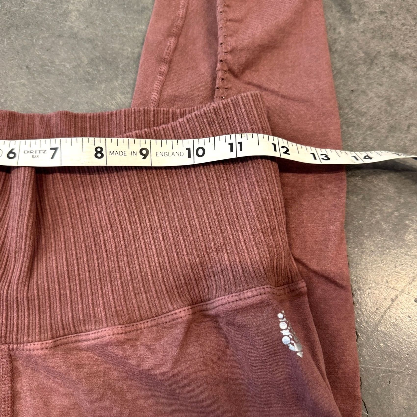 Free People VINTAGE Free People Movement High-Rise 7/8 Length Good Karma Leggings Nutmeg M/L Pink Womens Jeans? Size 32" / US 10 / IT 46 - 6 Thumbnail