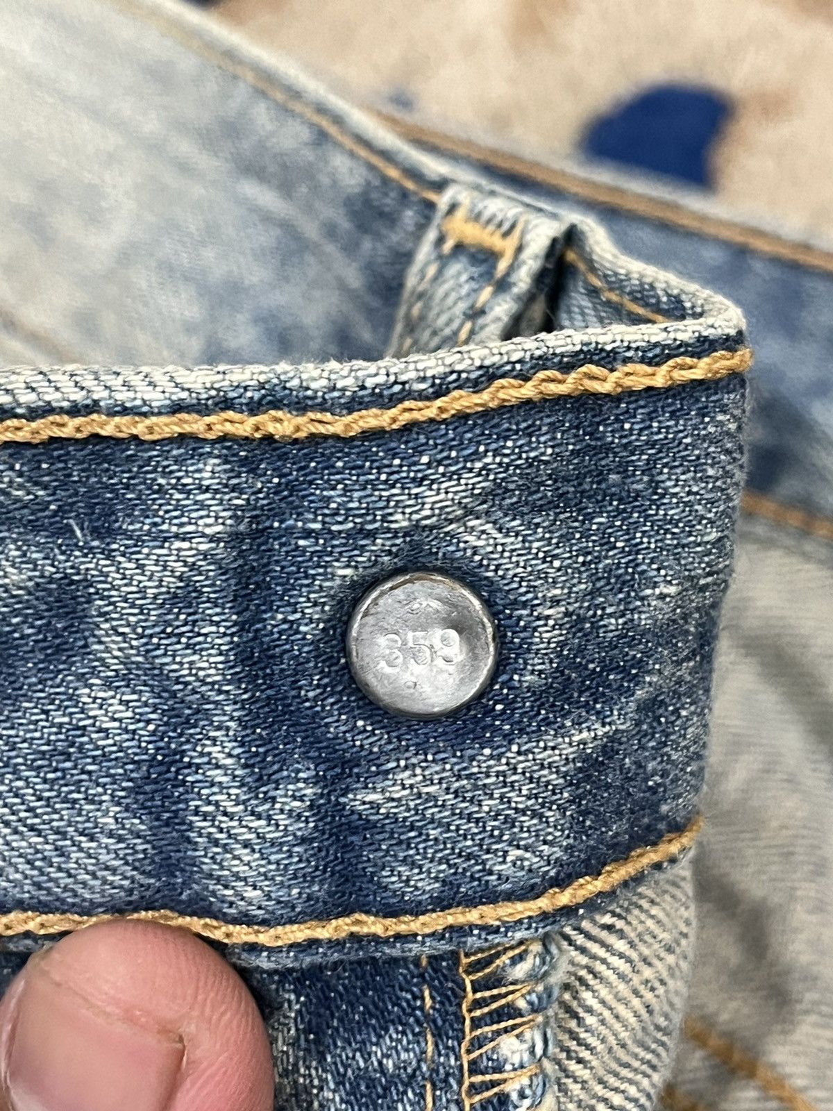 Levi's Vintage 90’s Levi’s 501 Mudwash Denim Size US 33 - 9 Thumbnail