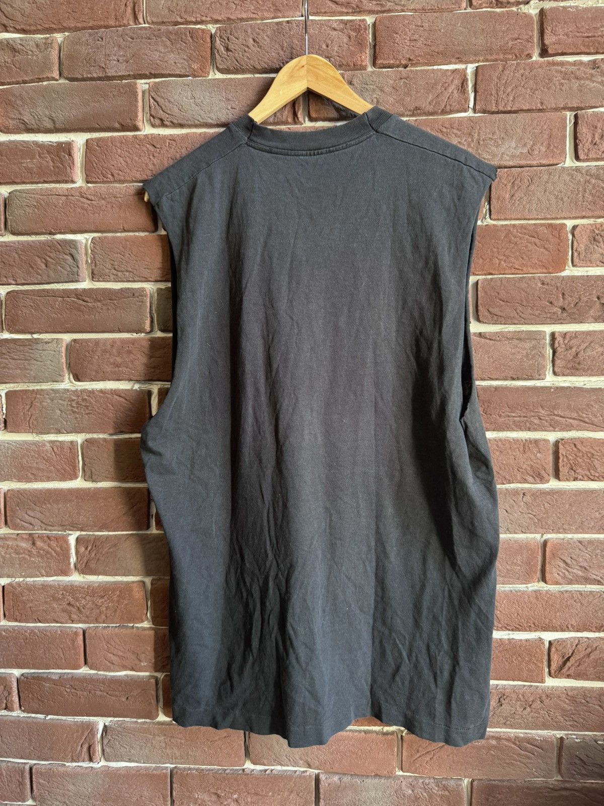 Band Tees Vintage 90s 2pac Tupac Shakur Legend Cutoff Tshirt Rap Band Size US L / EU 52-54 / 3 - 8 Thumbnail