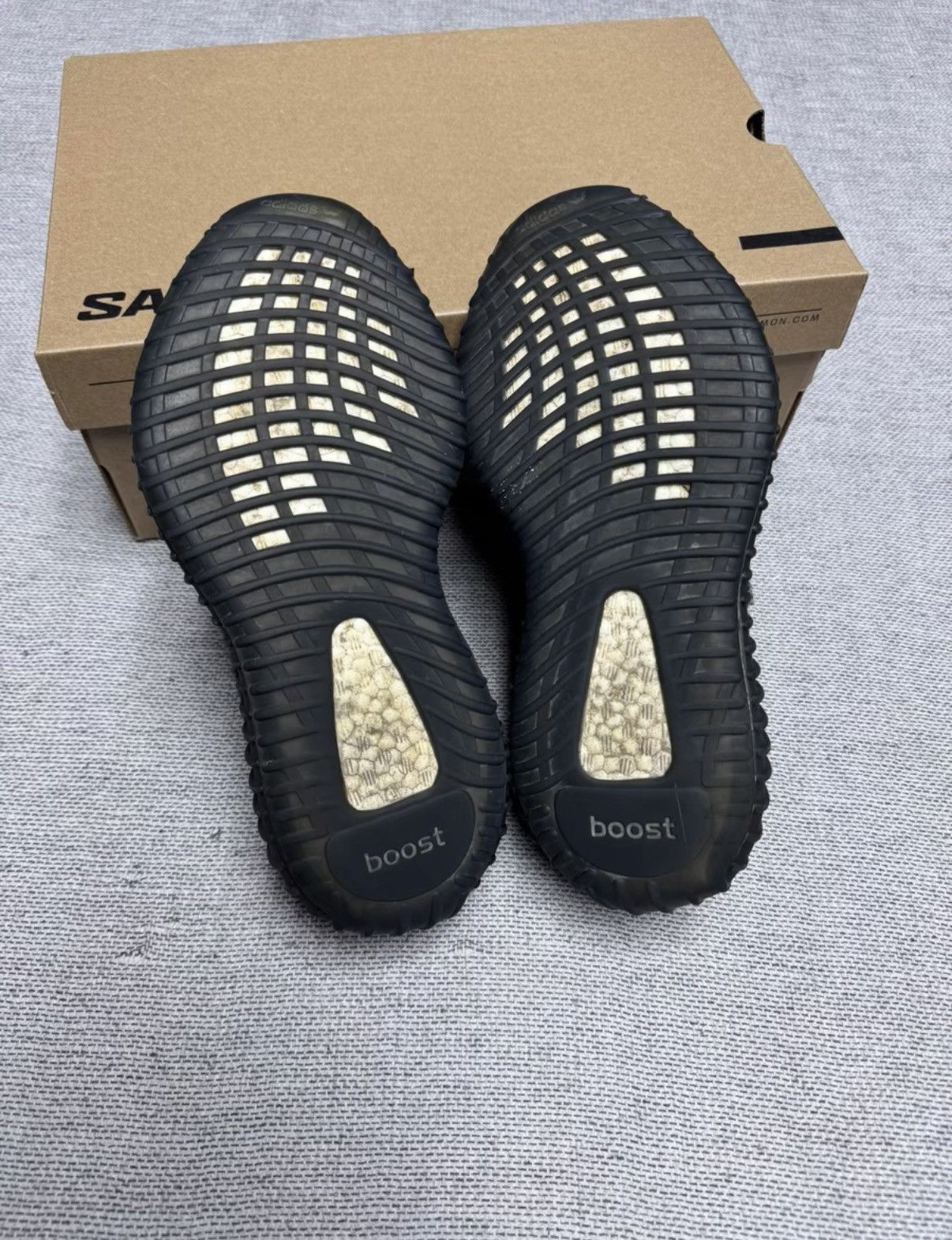 Adidas Adidas Yeezy 350 Onyx HQ4540 K37 Size US 7 / EU 40 - 5 Thumbnail