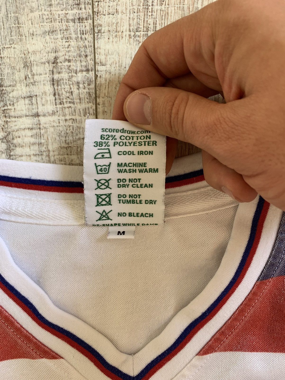 Nike Score Draw retro England soccer jersey T shirt Size US M / EU 48-50 / 2 - 8 Thumbnail