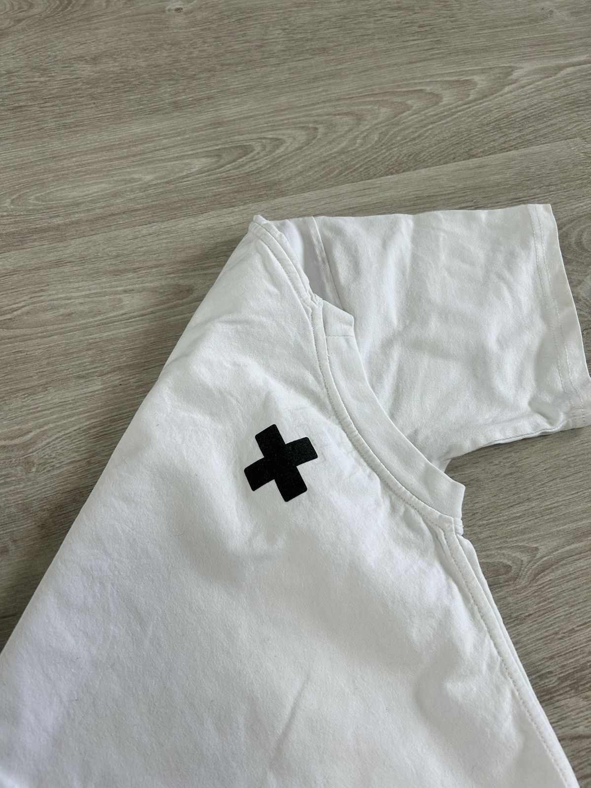 Places + Faces Places + Faces small logo T-shirt size S Size US S / EU 44-46 / 1 - 5 Thumbnail