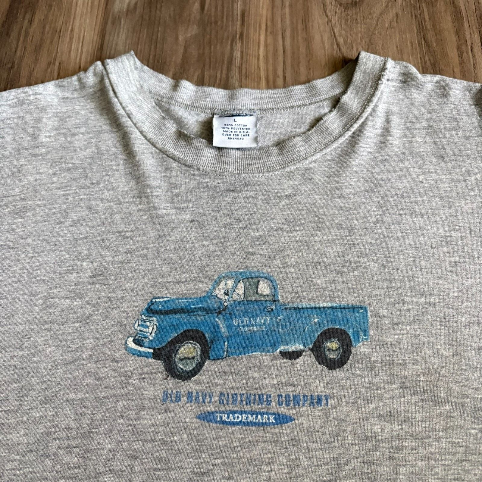 Old Navy × Vintage Vintage Old Navy T-Shirt Men's Size L Distressed Thrashed Size US L / EU 52-54 / 3 - 3 Thumbnail
