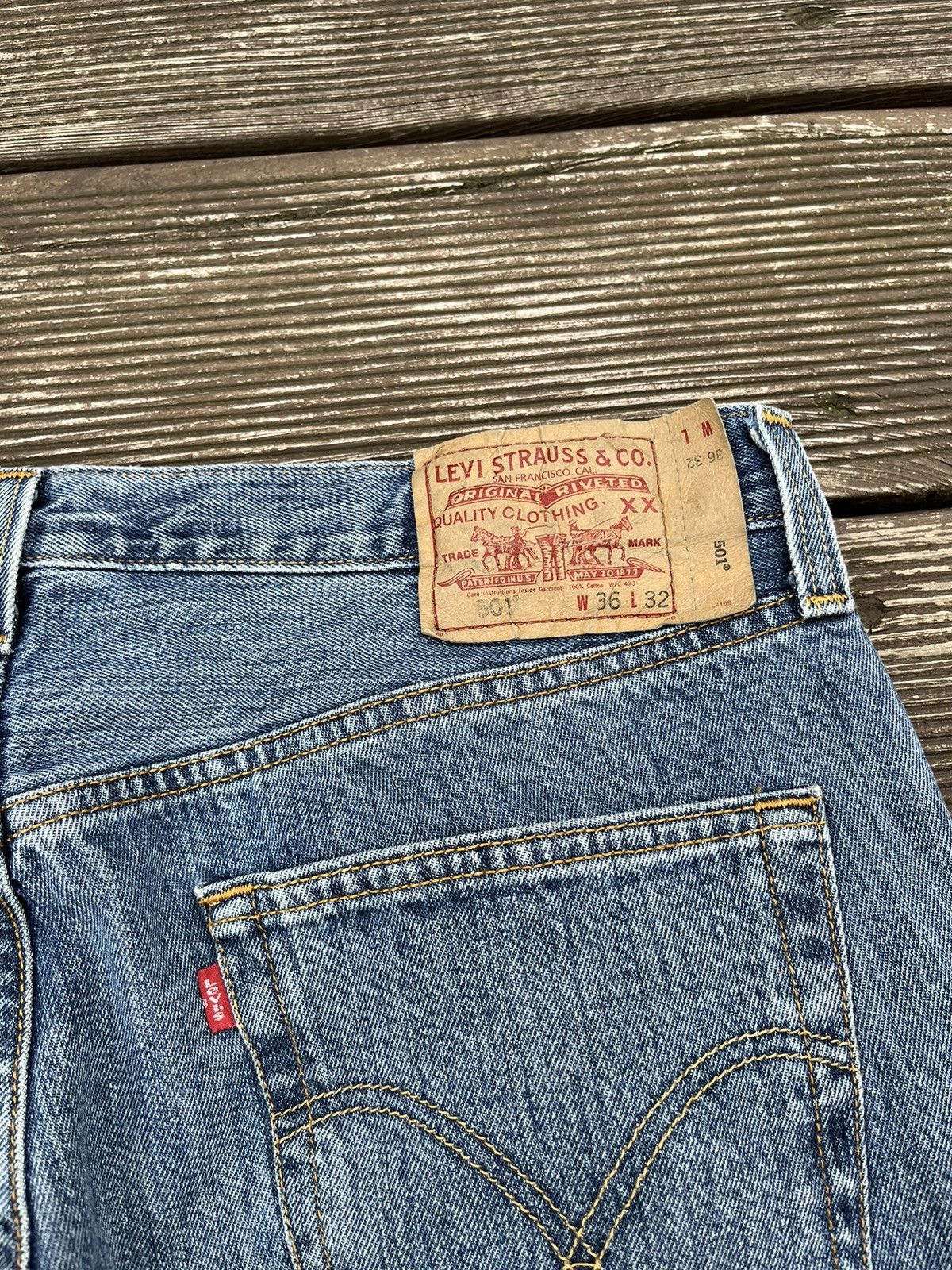 Levi's Vintage 90s Levis 501 Baby Blue Classic Jeans Pants 36x32 Size US 36 / EU 52 - 8 Thumbnail